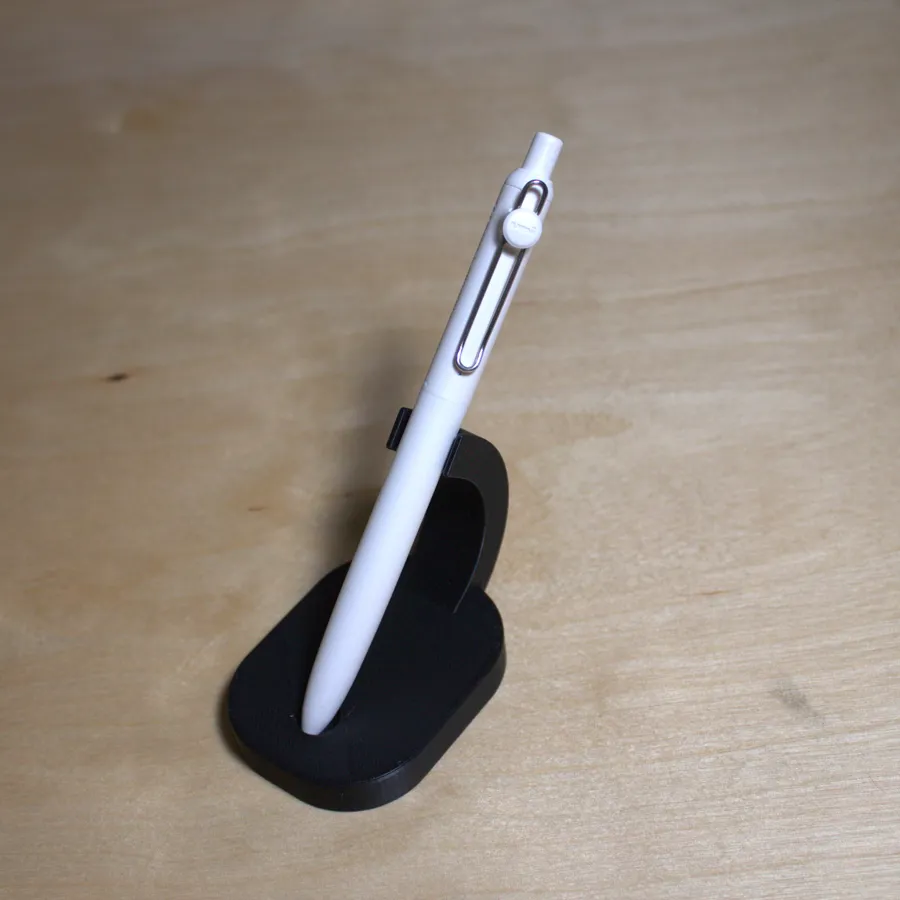 Uni ZENTO Standard Ballpoint Pen 0.7mm