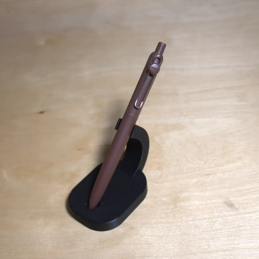 Uni ZENTO Standard Ballpoint Pen 0.7mm