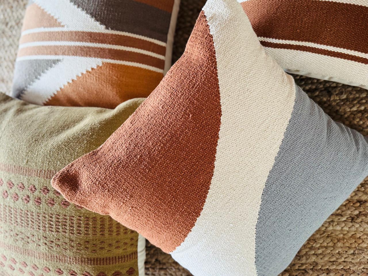 Designer Handwoven Cotton Curve Cushion Cover