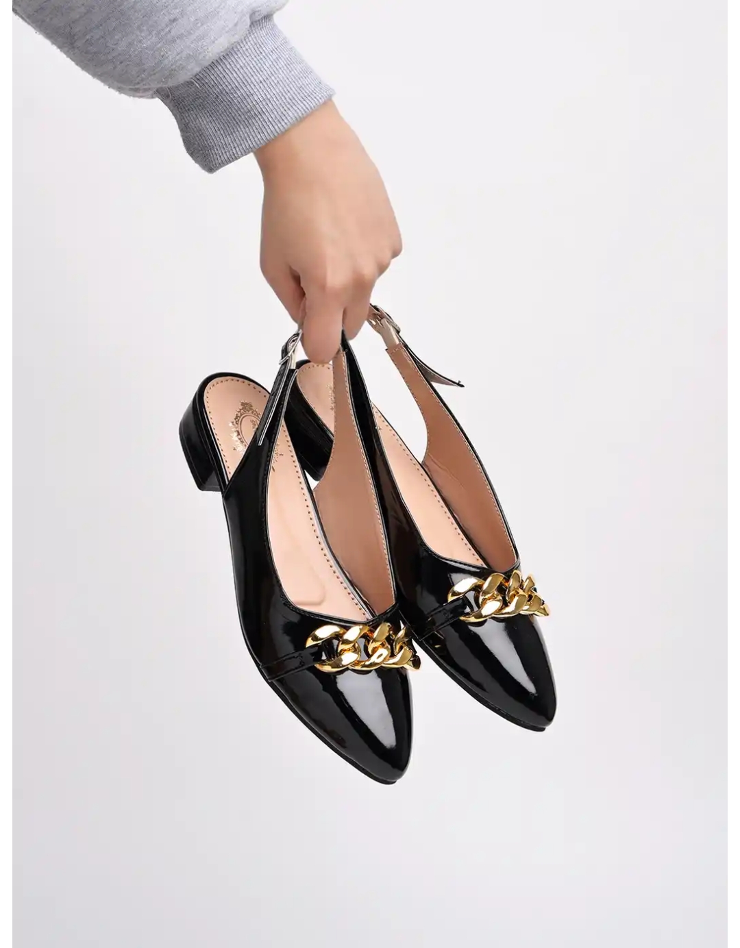 Black Chain Decor Slingback Flats