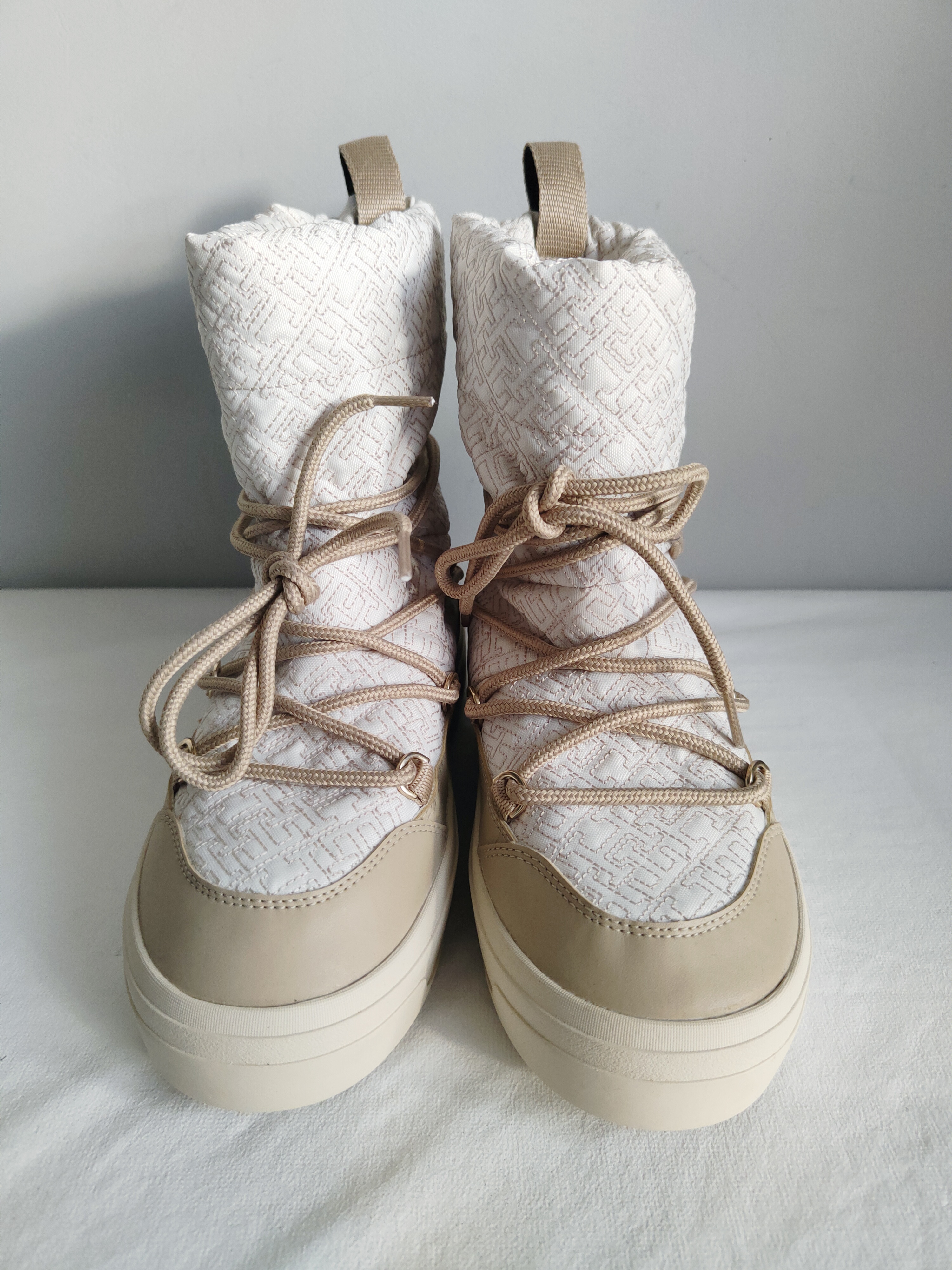 Tommy Hilfiger Lace-Up Monogram Snowboot r. 38