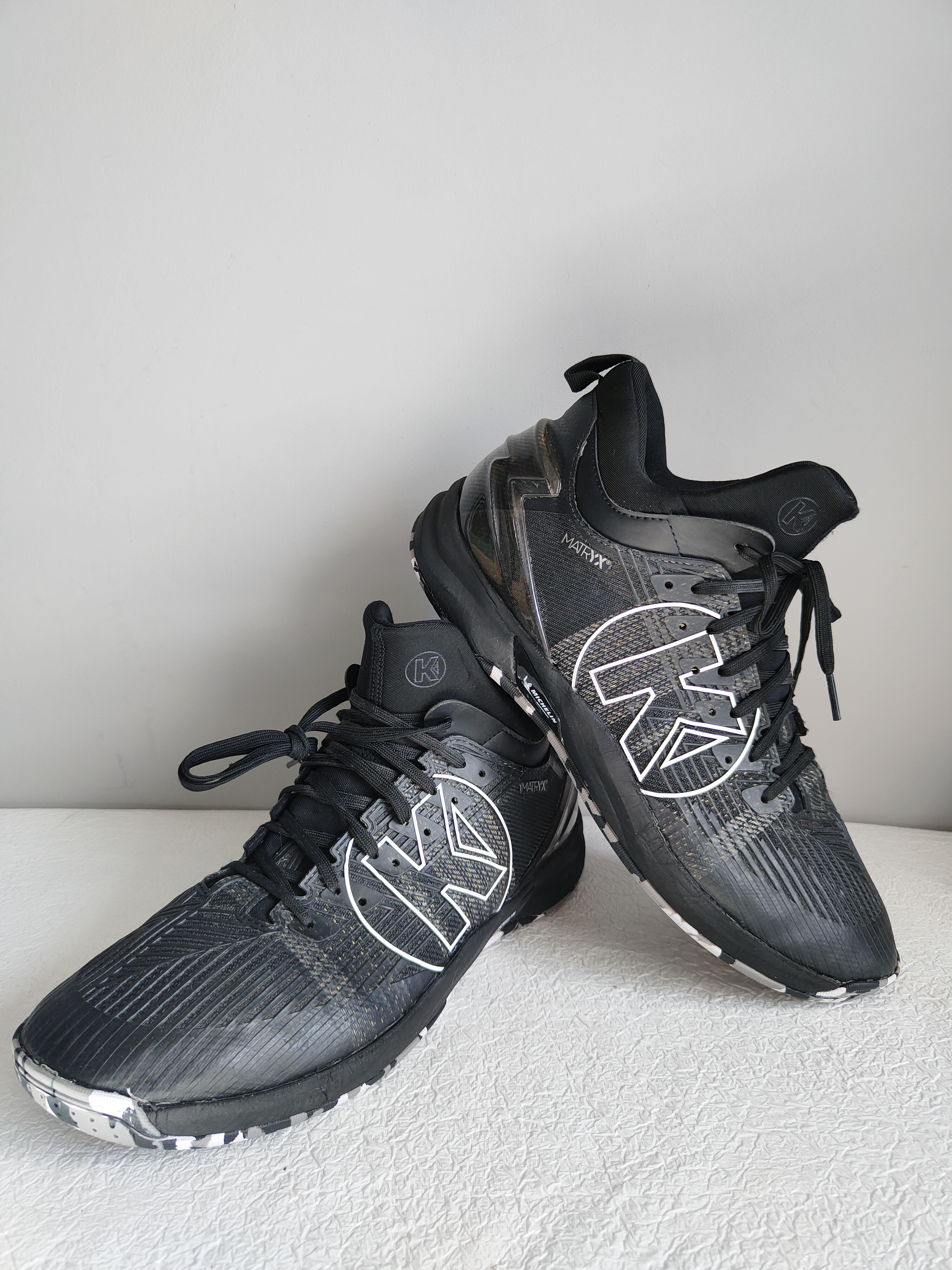 Kempa buty halowe Attack Mids r. 46