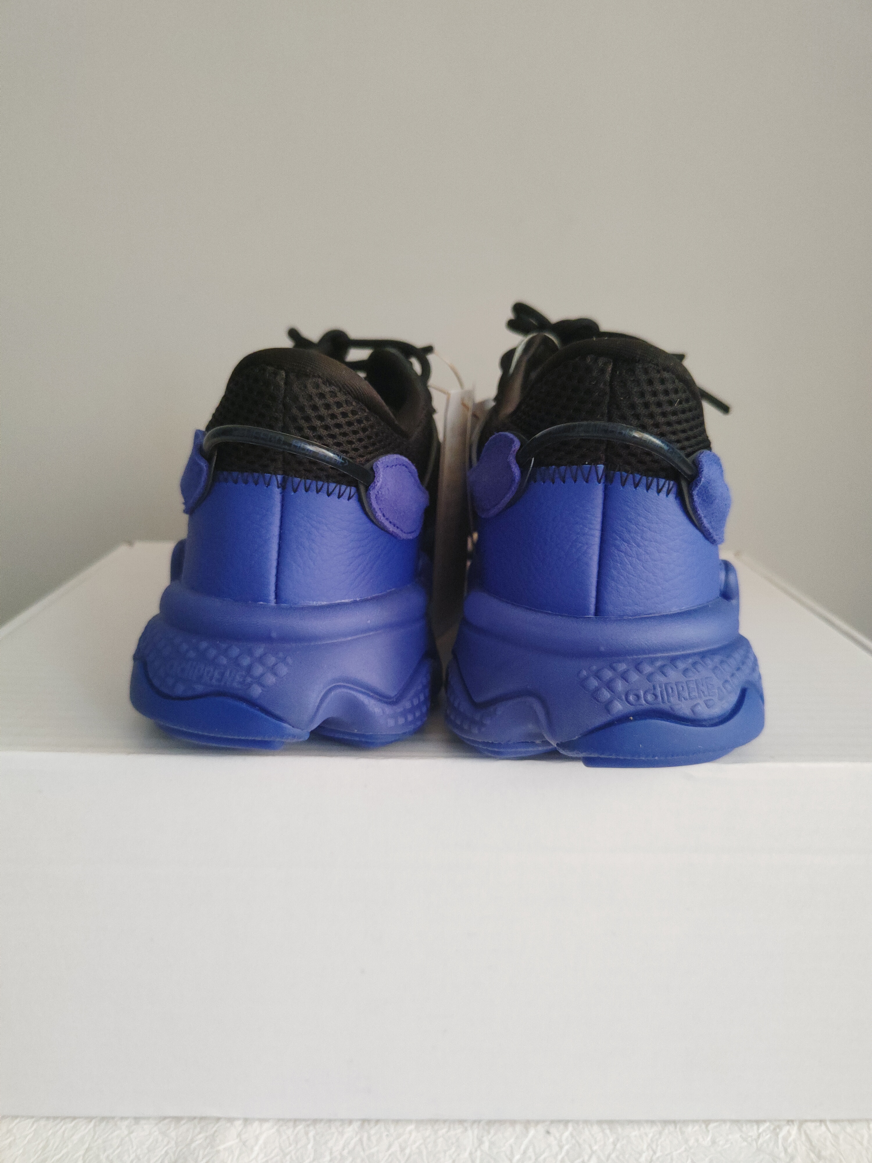 Adidas Ozweego sneakersy r. 44