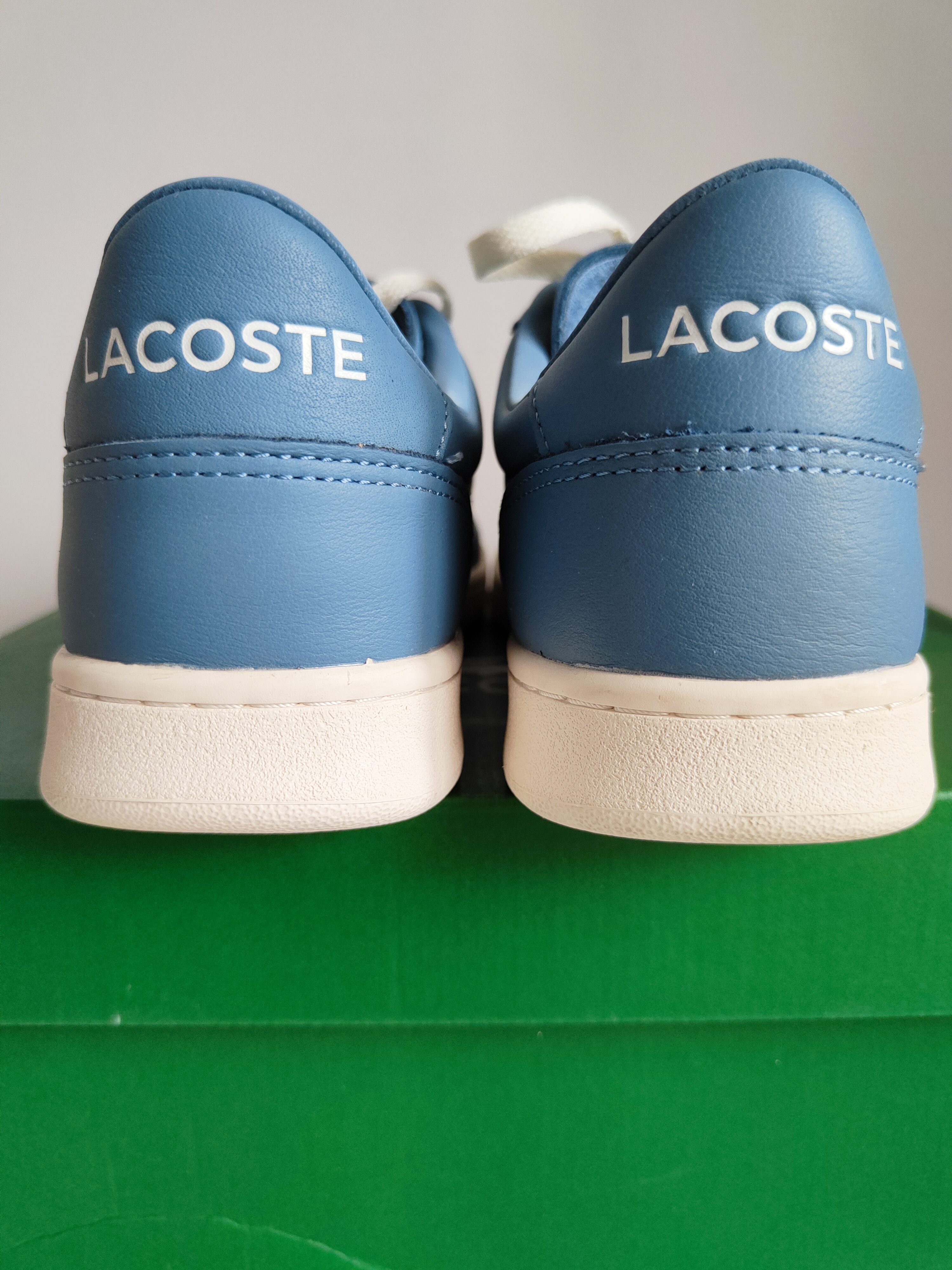 Lacoste Carnaby sneakersy r. 41