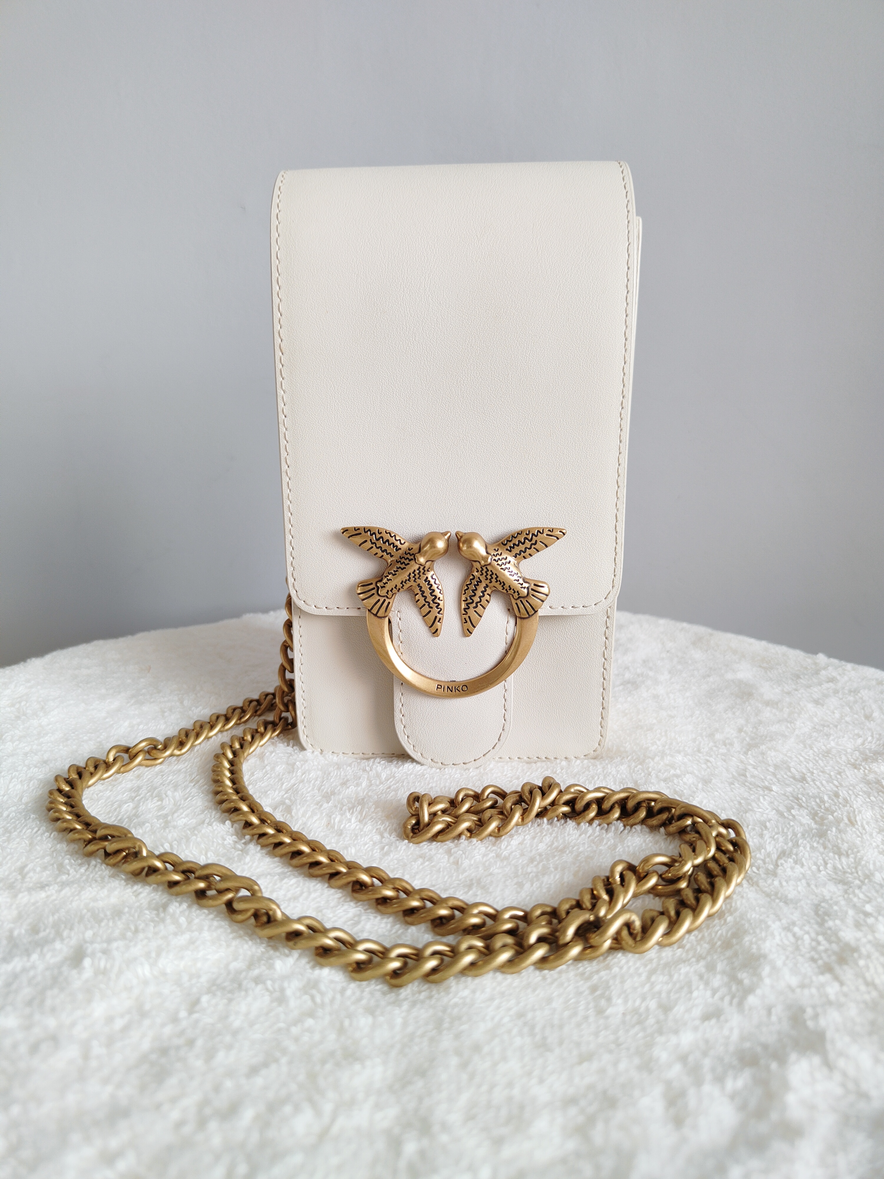 Pinko torebka skórzana na łańcuszku
