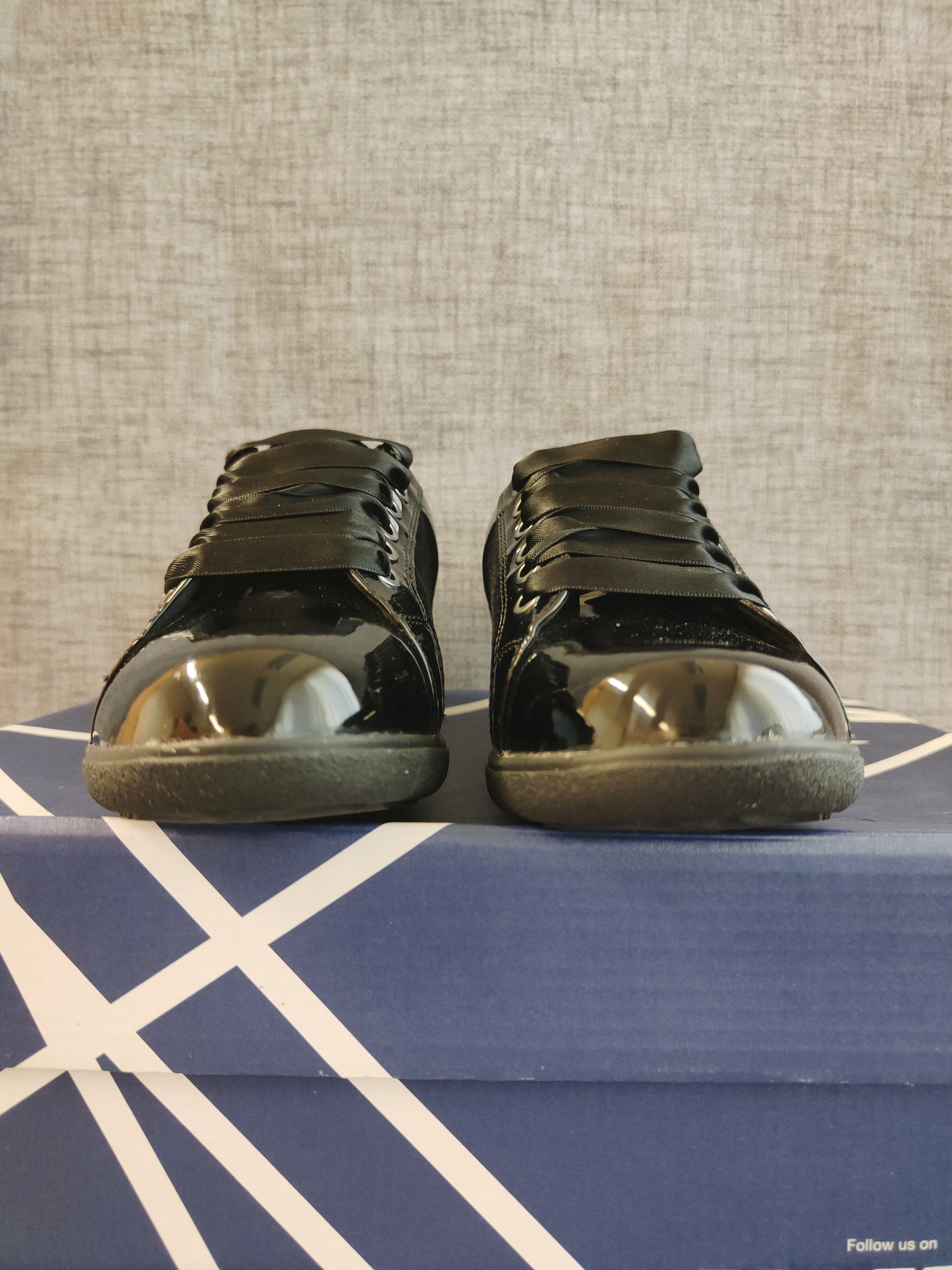 Geox buty w rozmiarze 35