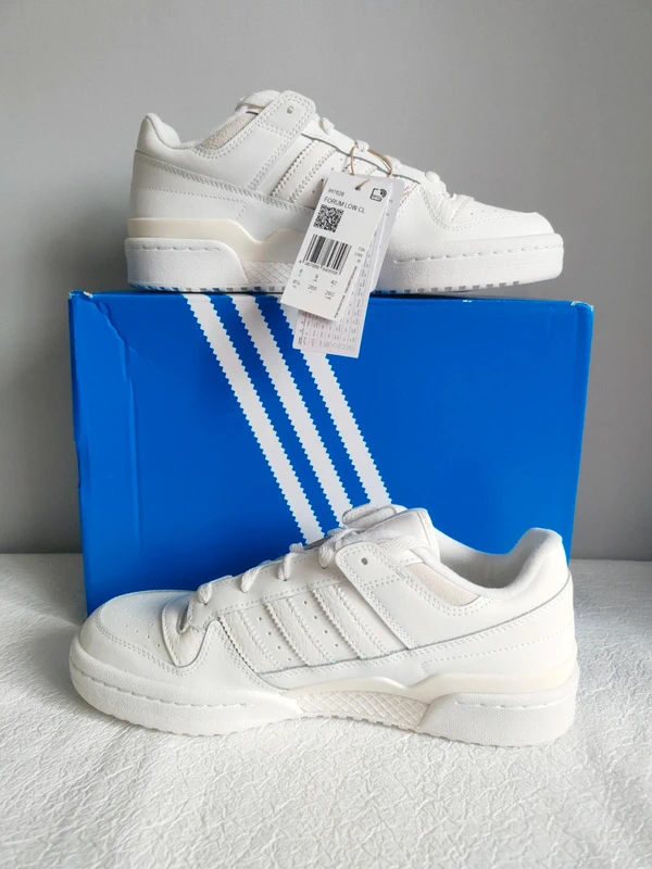 Adidas Forum Low CL sneakersy r. 42