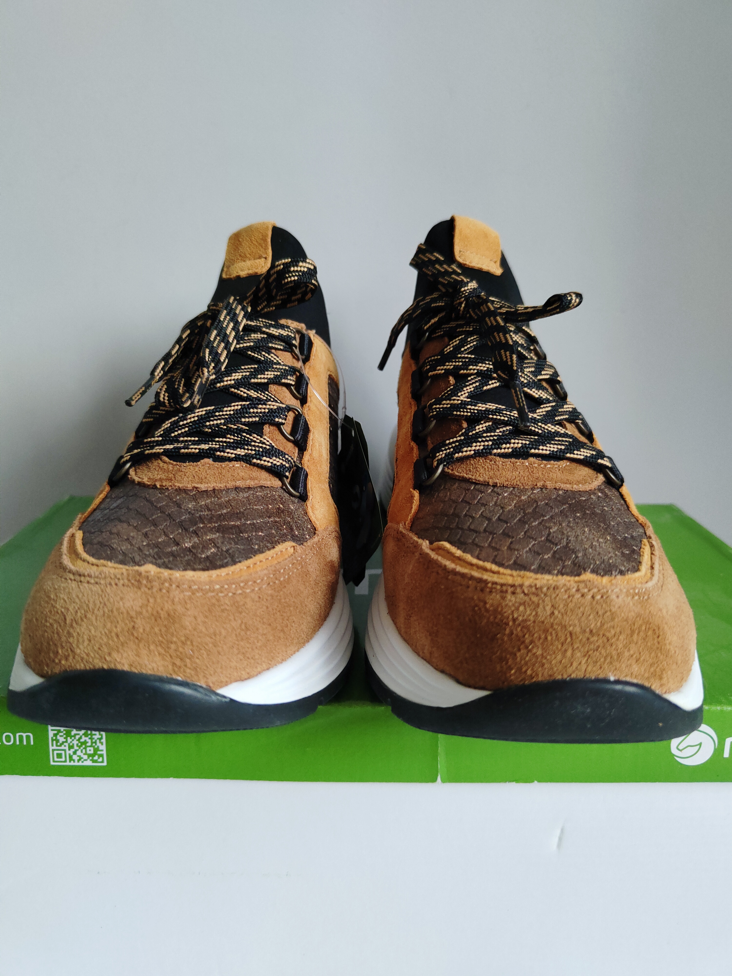 Rieker Remonte skórzane sneakersy r. 41