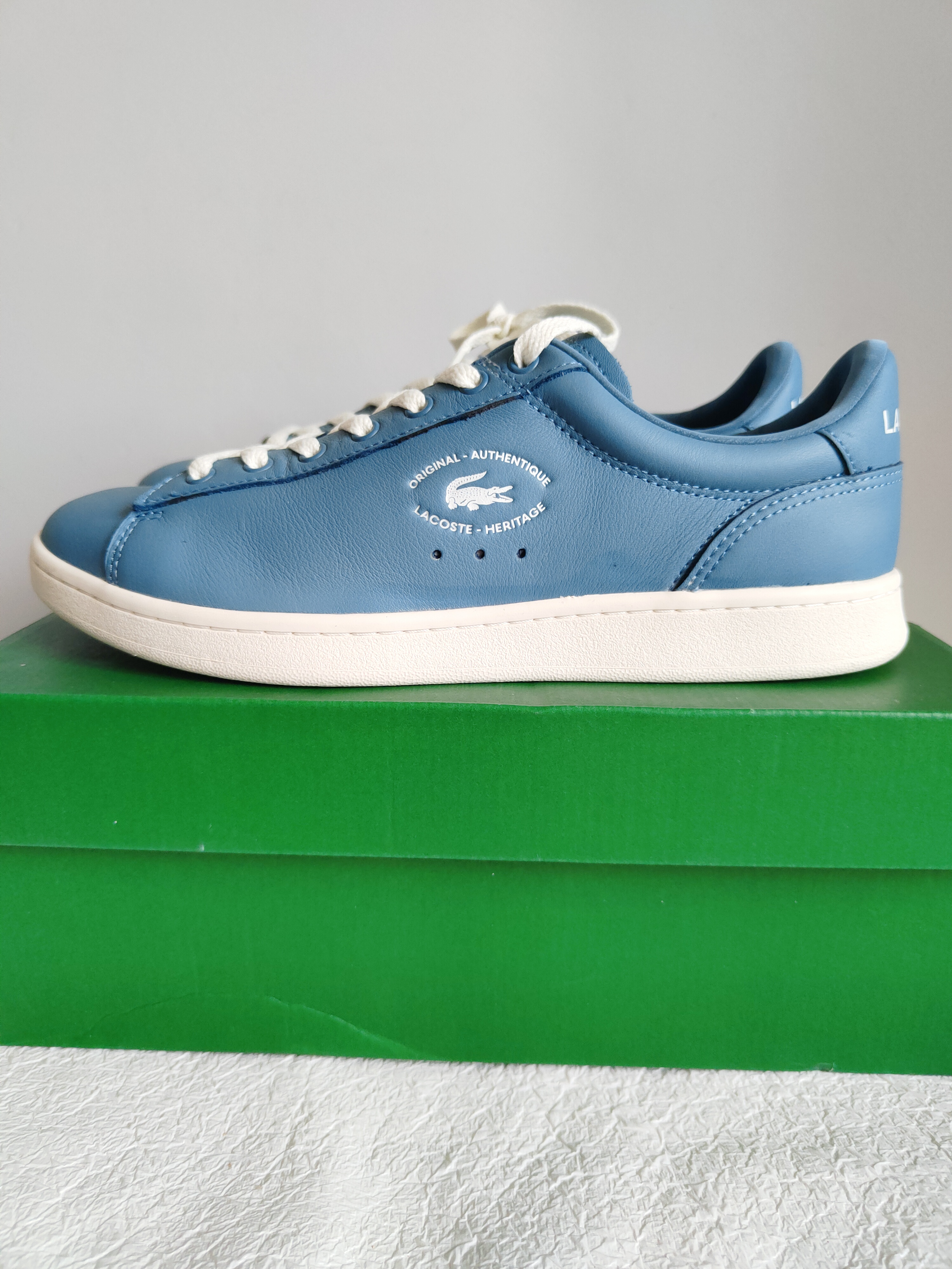 Lacoste Carnaby sneakersy r. 41