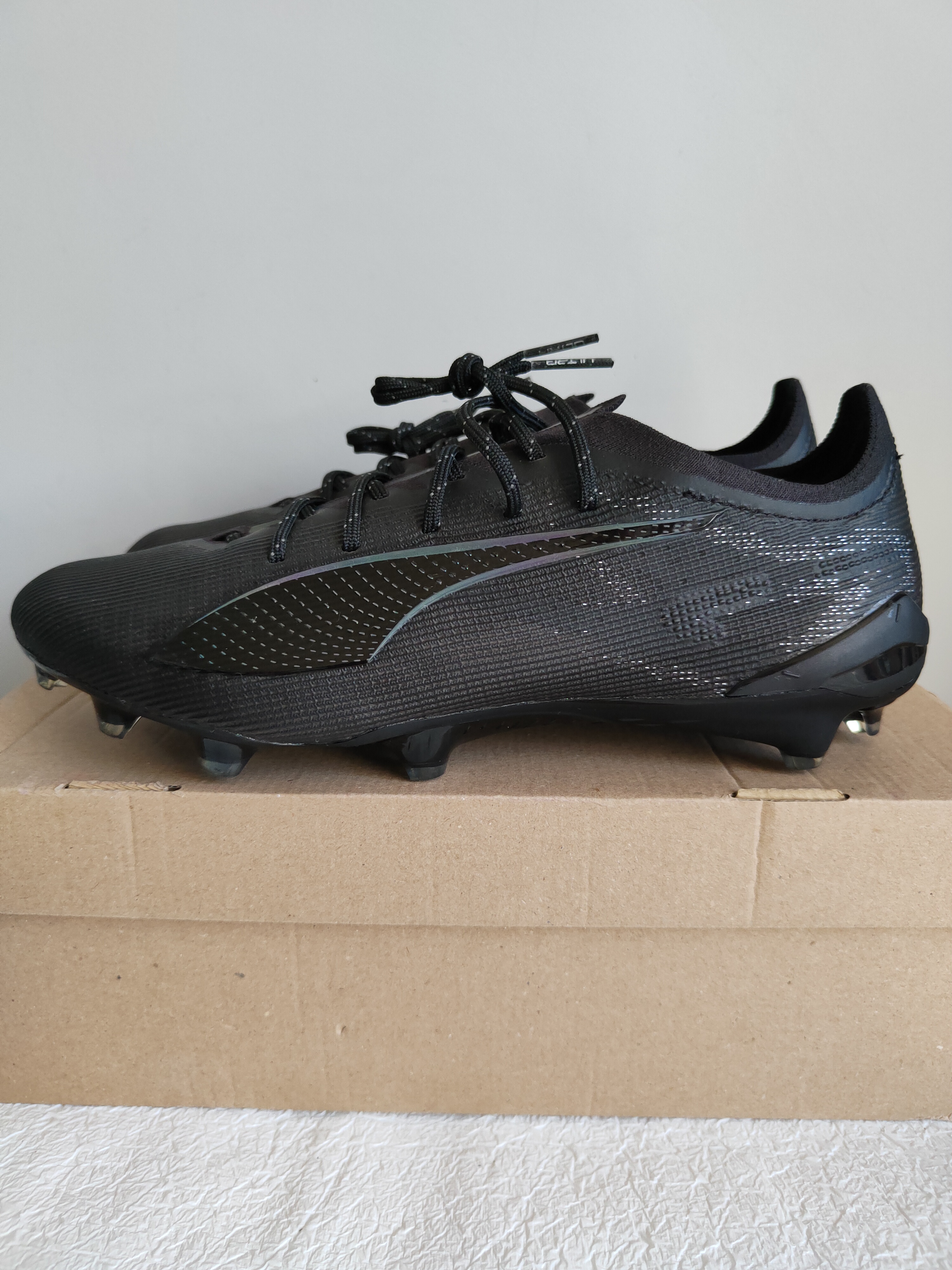 Buty piłkarskie Puma Ultra 5 Ultimate FG r. 44