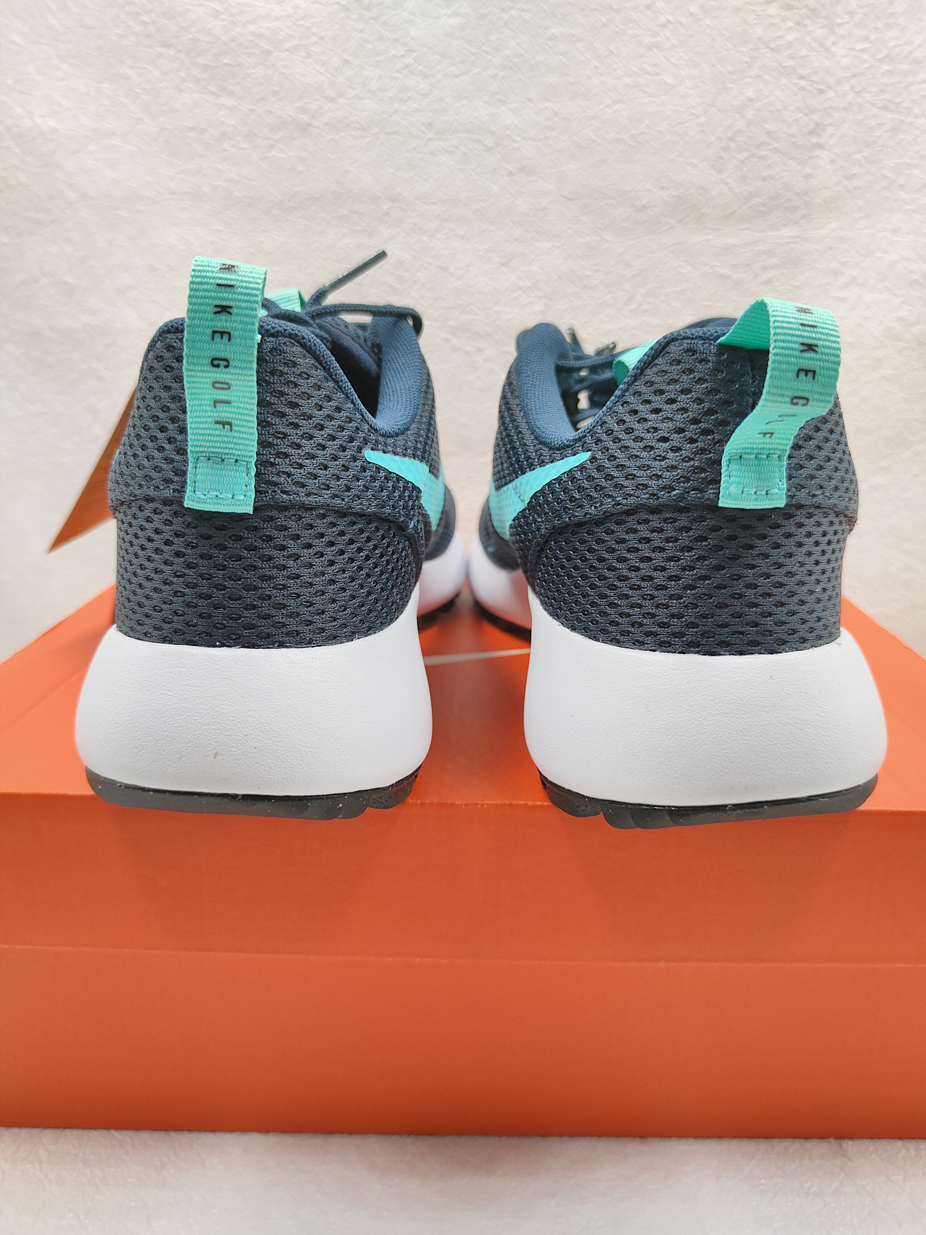 Nike Roshe G NN Jr. Sneakersy r. 38,5