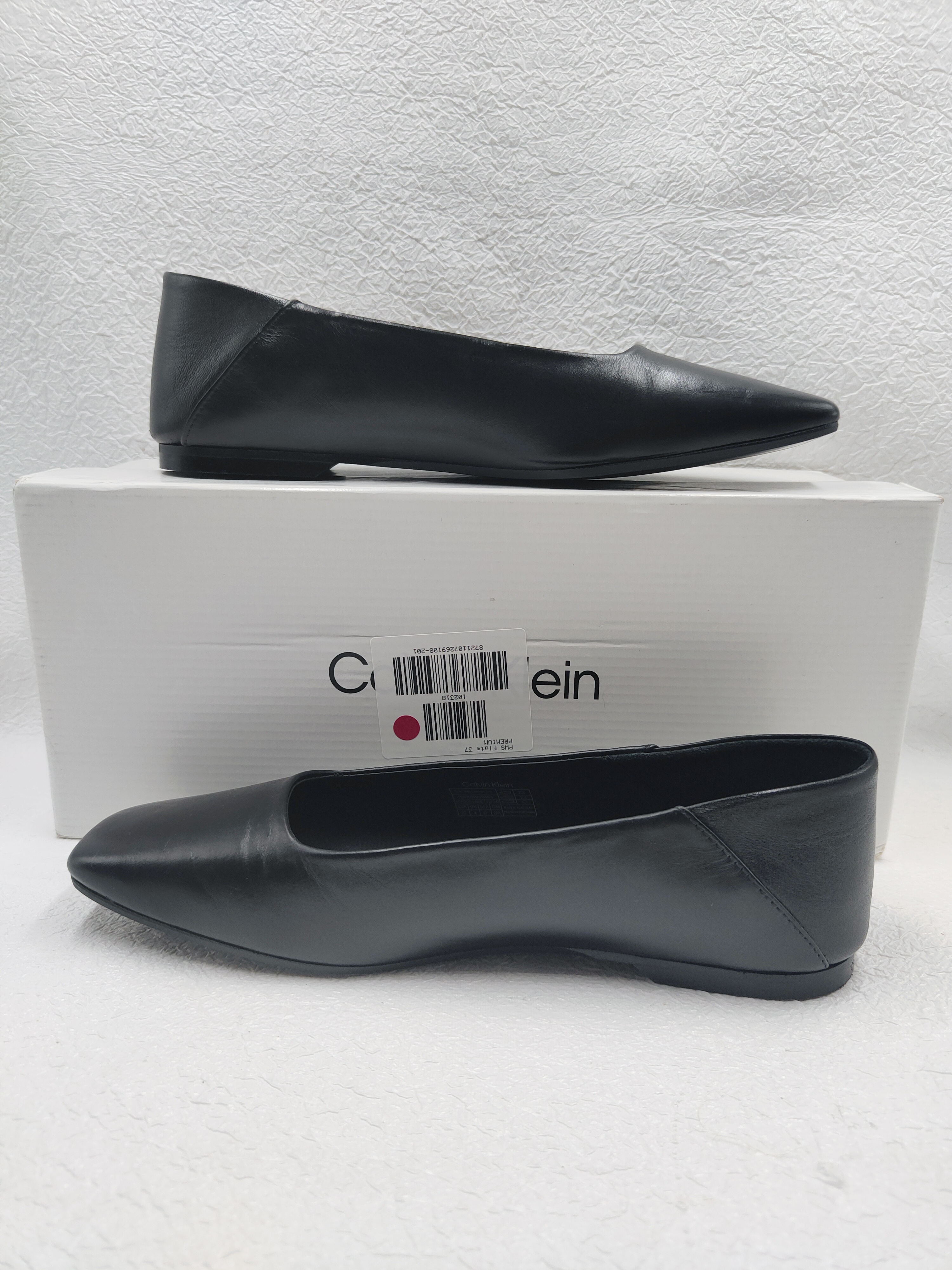 Calvin Klein skórzane baleriny r.37