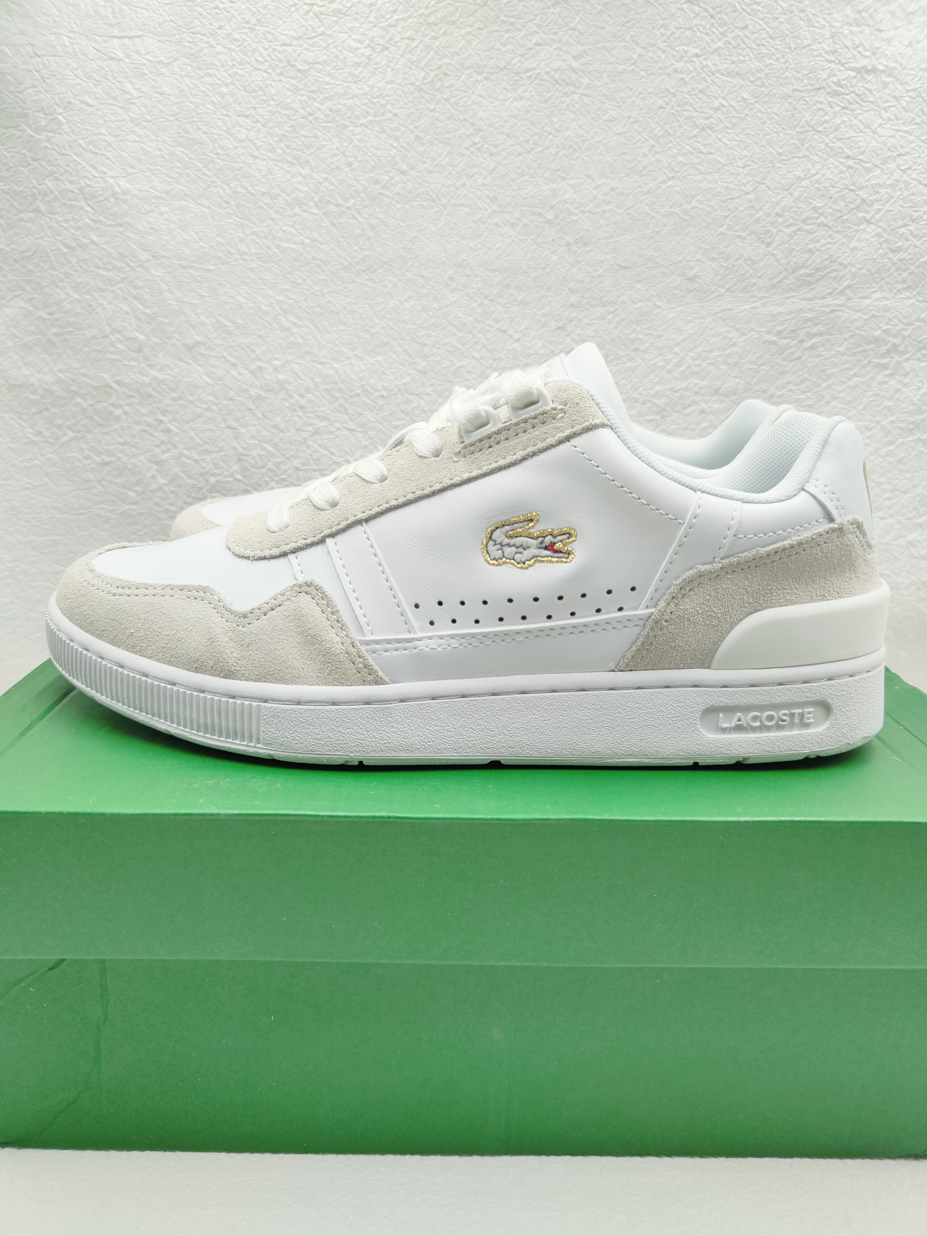 Lacoste skórzane sneakersy r. 40 