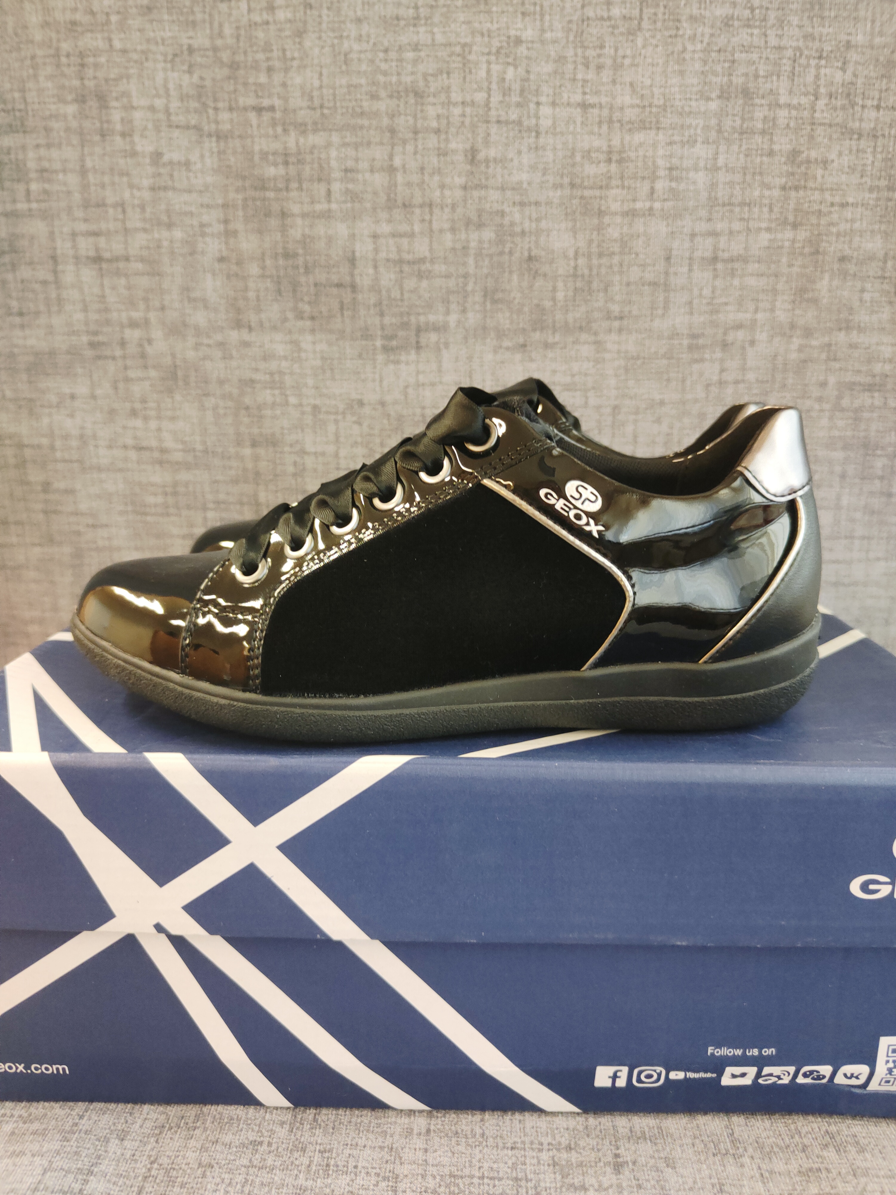 Geox buty w rozmiarze 35