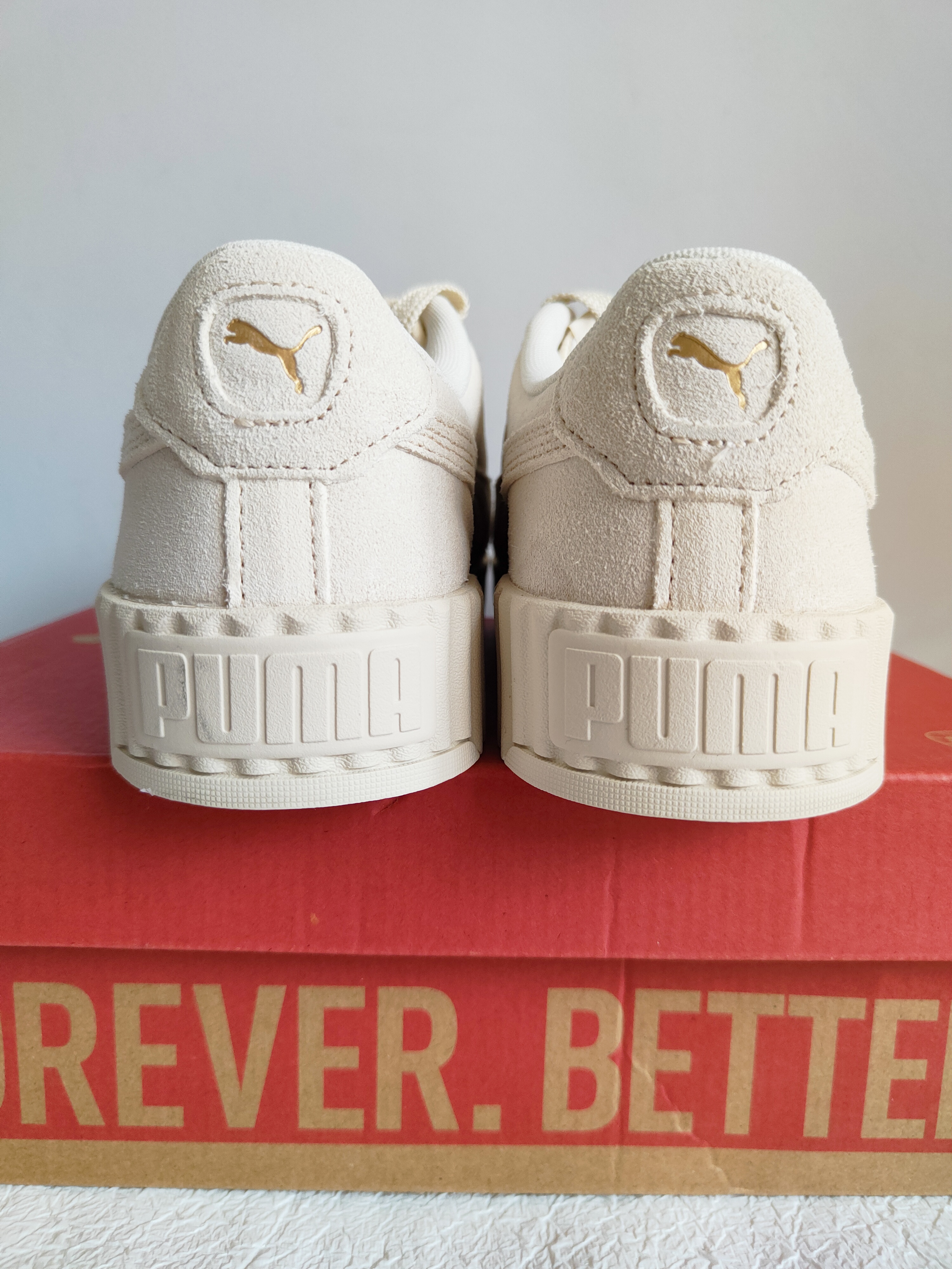 Puma Carina sneakersy r. 39