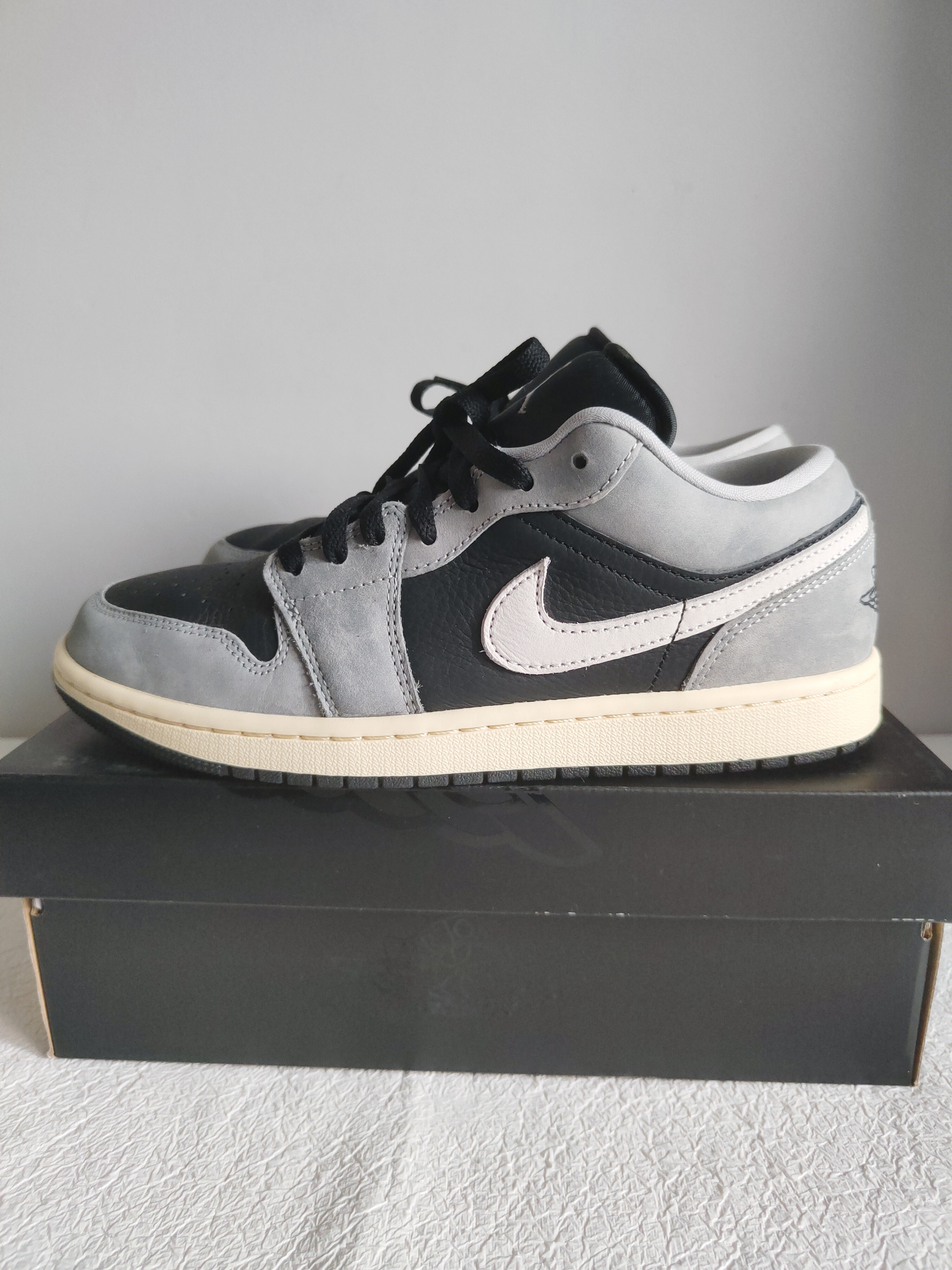 Air Jordan 1 Low SE skórzane sneakersy r. 42,5