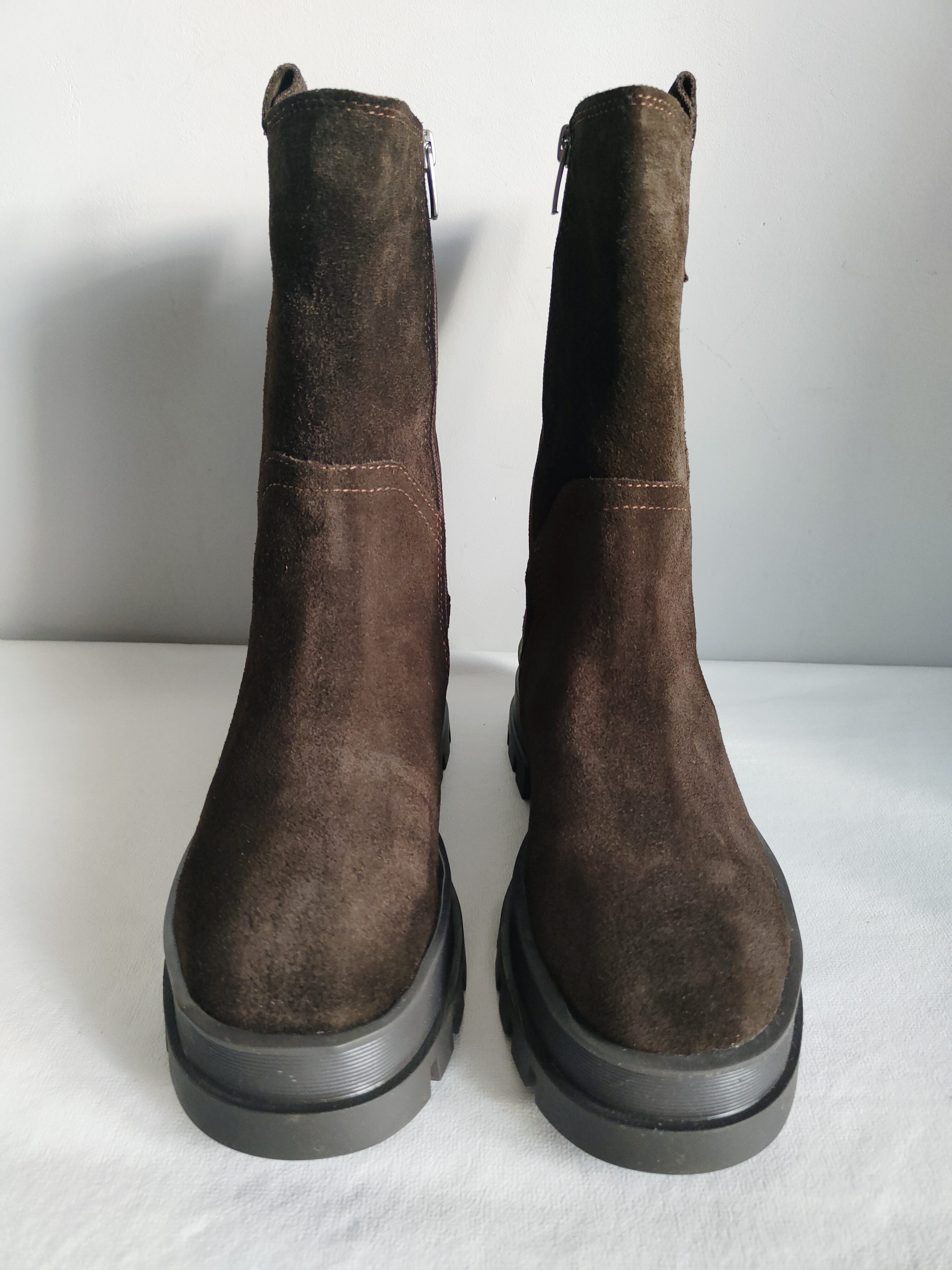 Inuovo skórzane botki r. 36