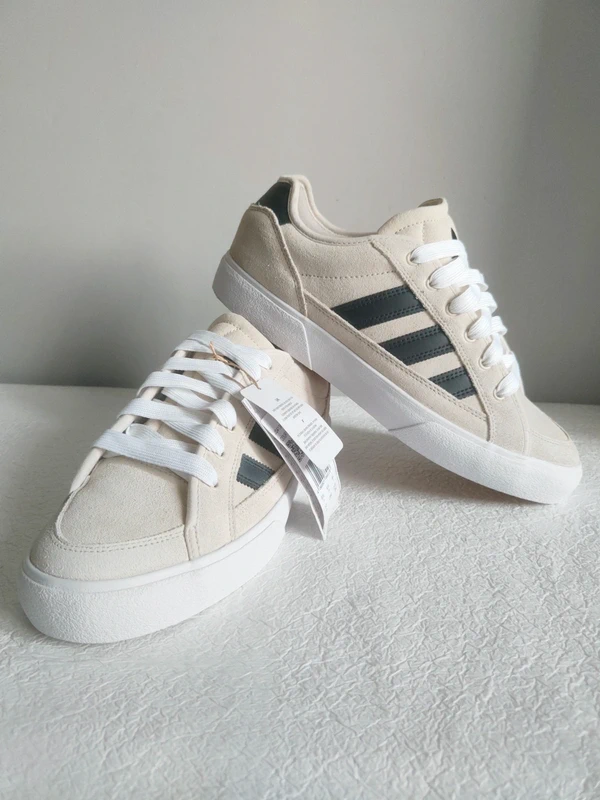 Adidas Court TNS Premiere sneakersy unisex r. 44