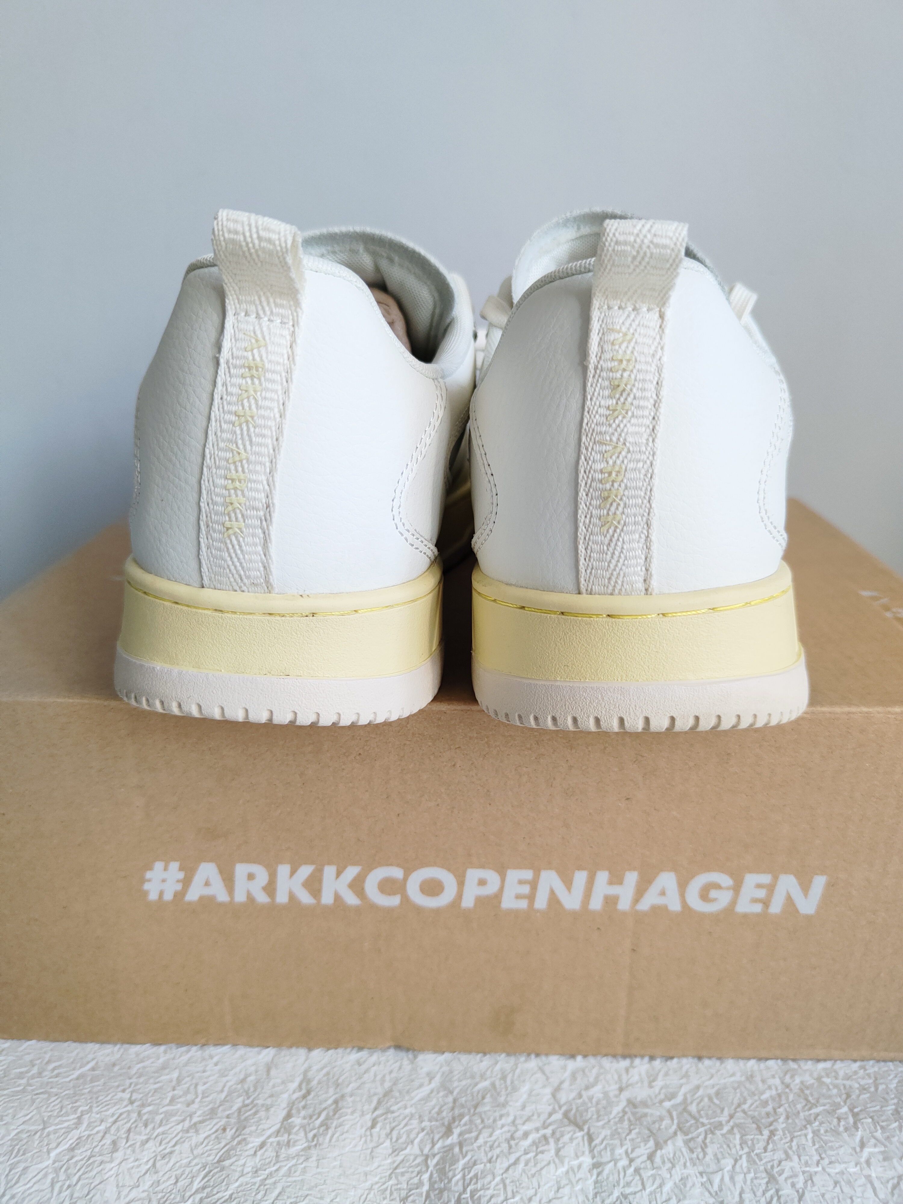 Sneakersy Arkk Copenhagen r. 41