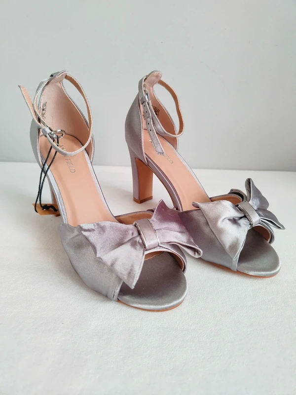 Anna Field satynowe sandały r. 38