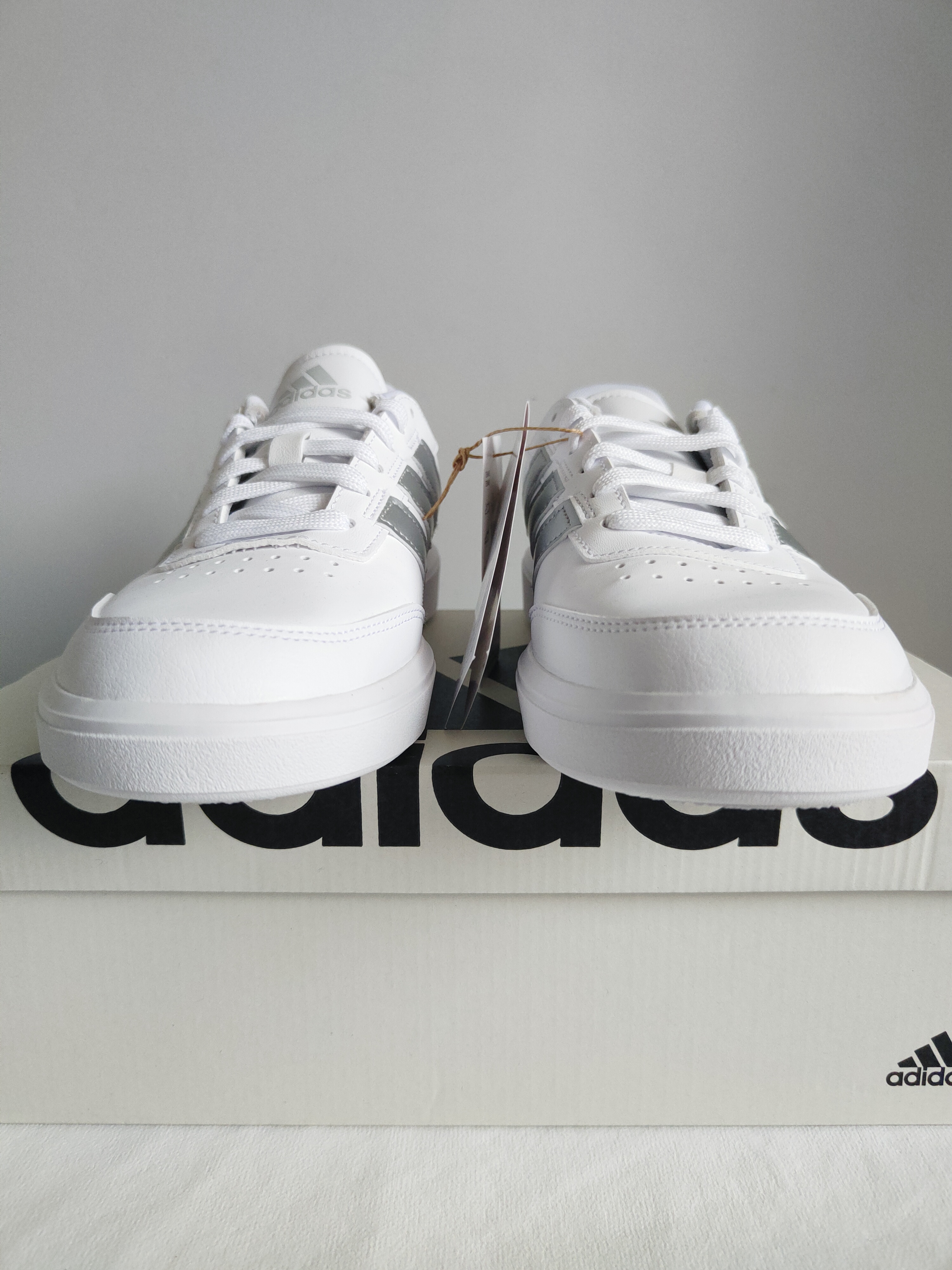 Adidas Courtblock r. 40