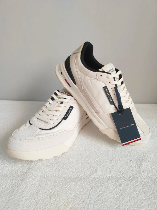 Tommy Hilfiger Retro Runner sneakersy r. 43