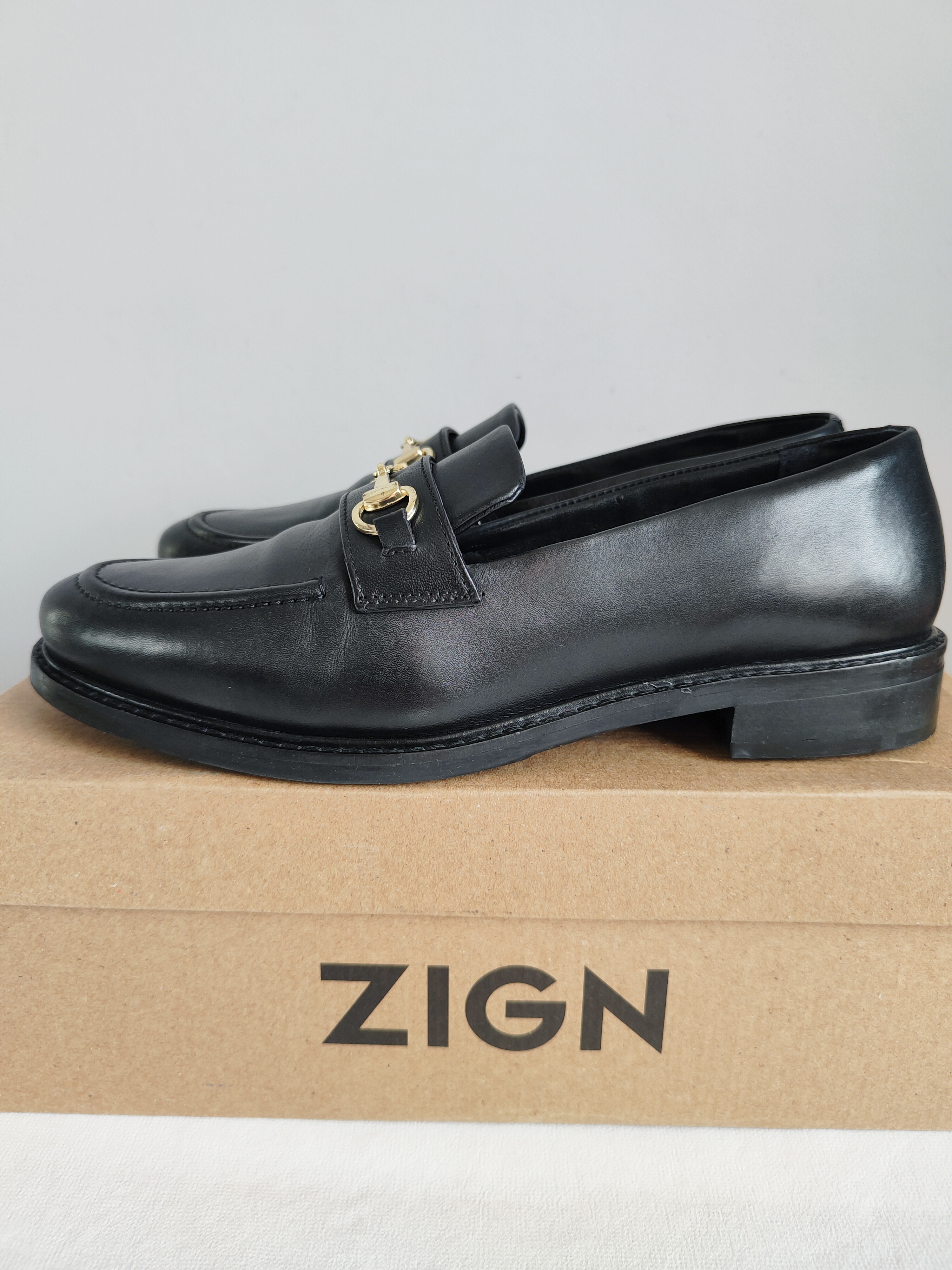 Zign skórzane półbuty damskie r. 40