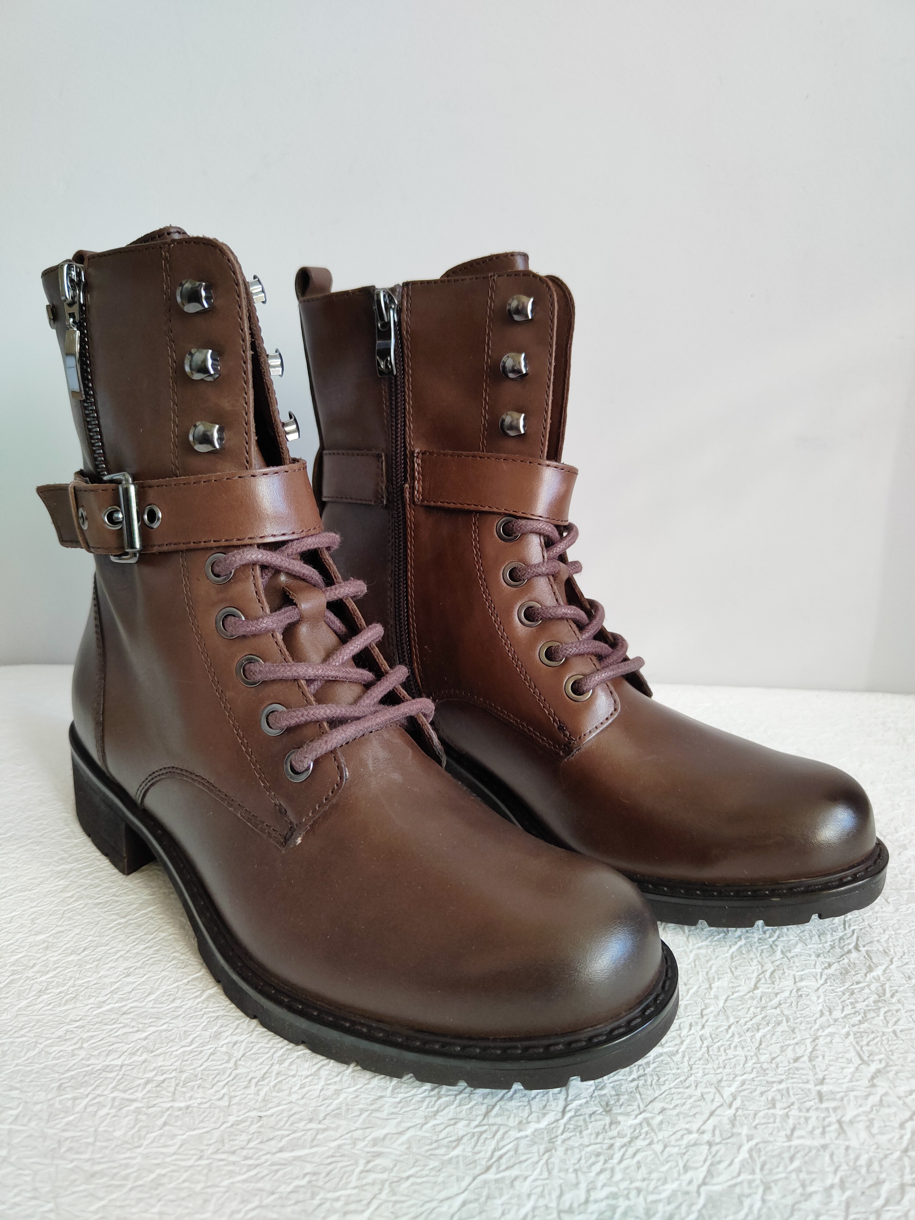 Caprice skórzane botki r. 38