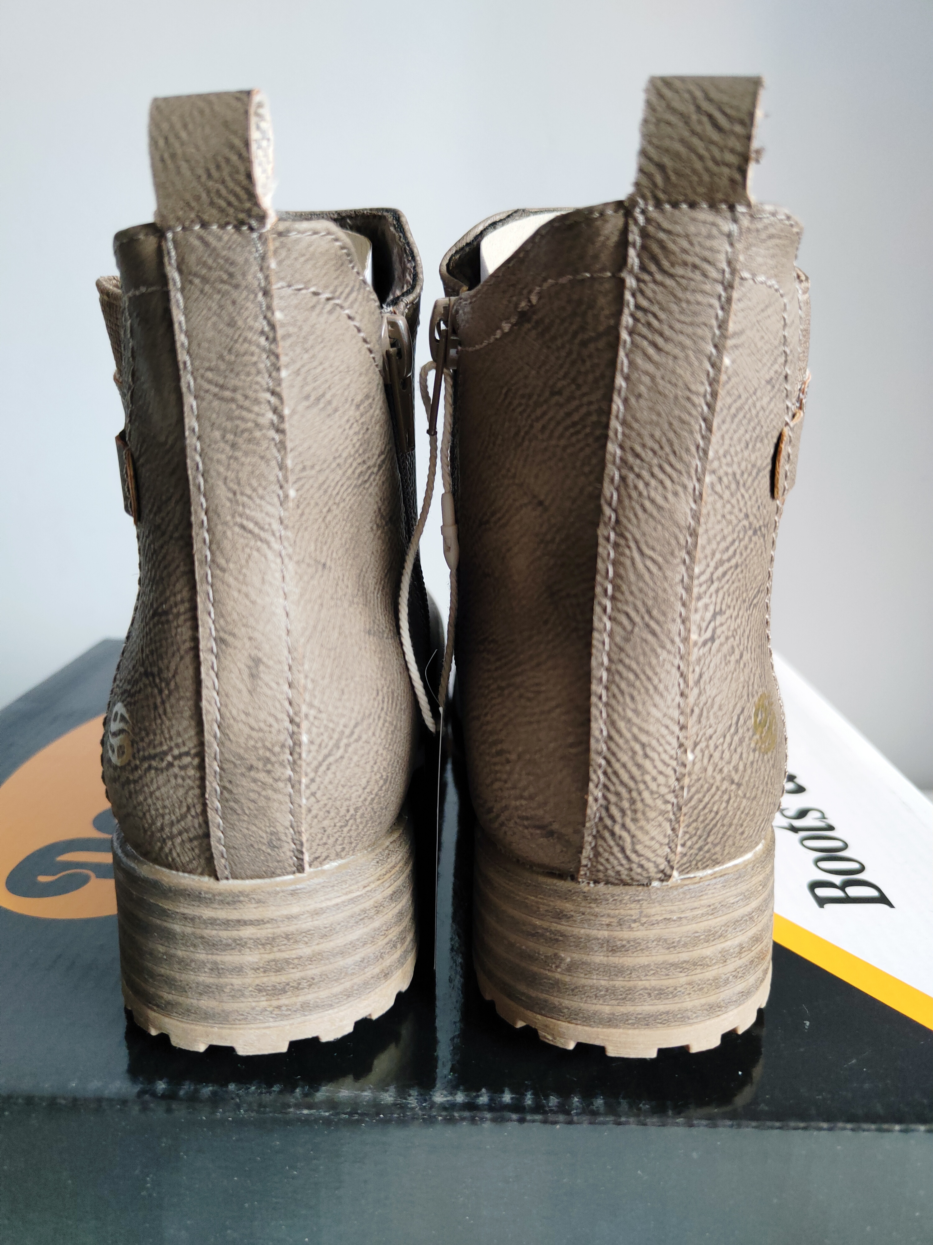 Dockers by Gerli botki r. 37