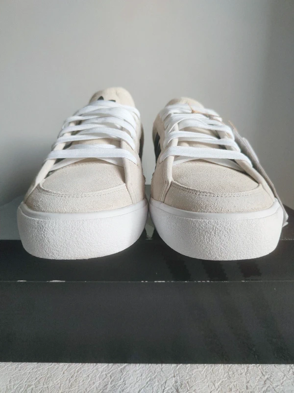 Adidas Court TNS Premiere sneakersy unisex r. 44