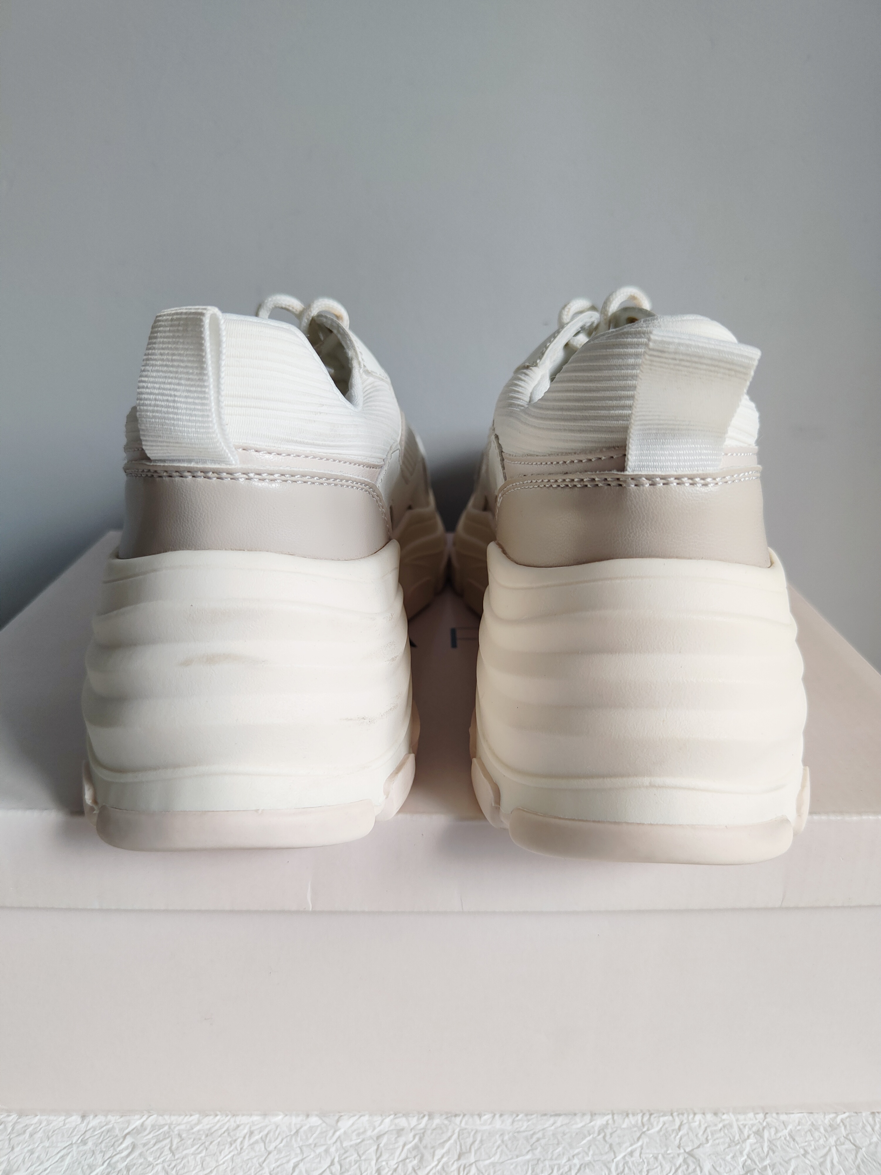 Sneakersy na platformie Anna Field r. 38