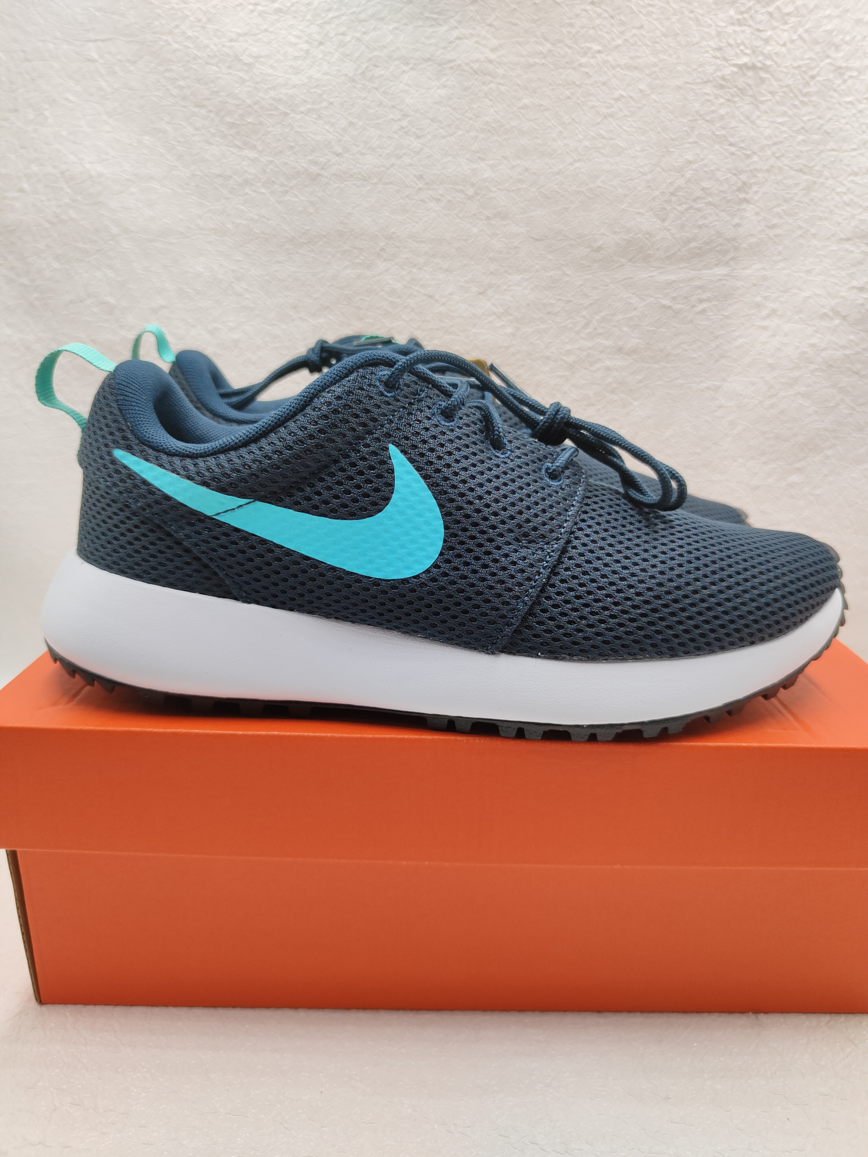 Nike Roshe G NN Jr. Sneakersy r. 38,5