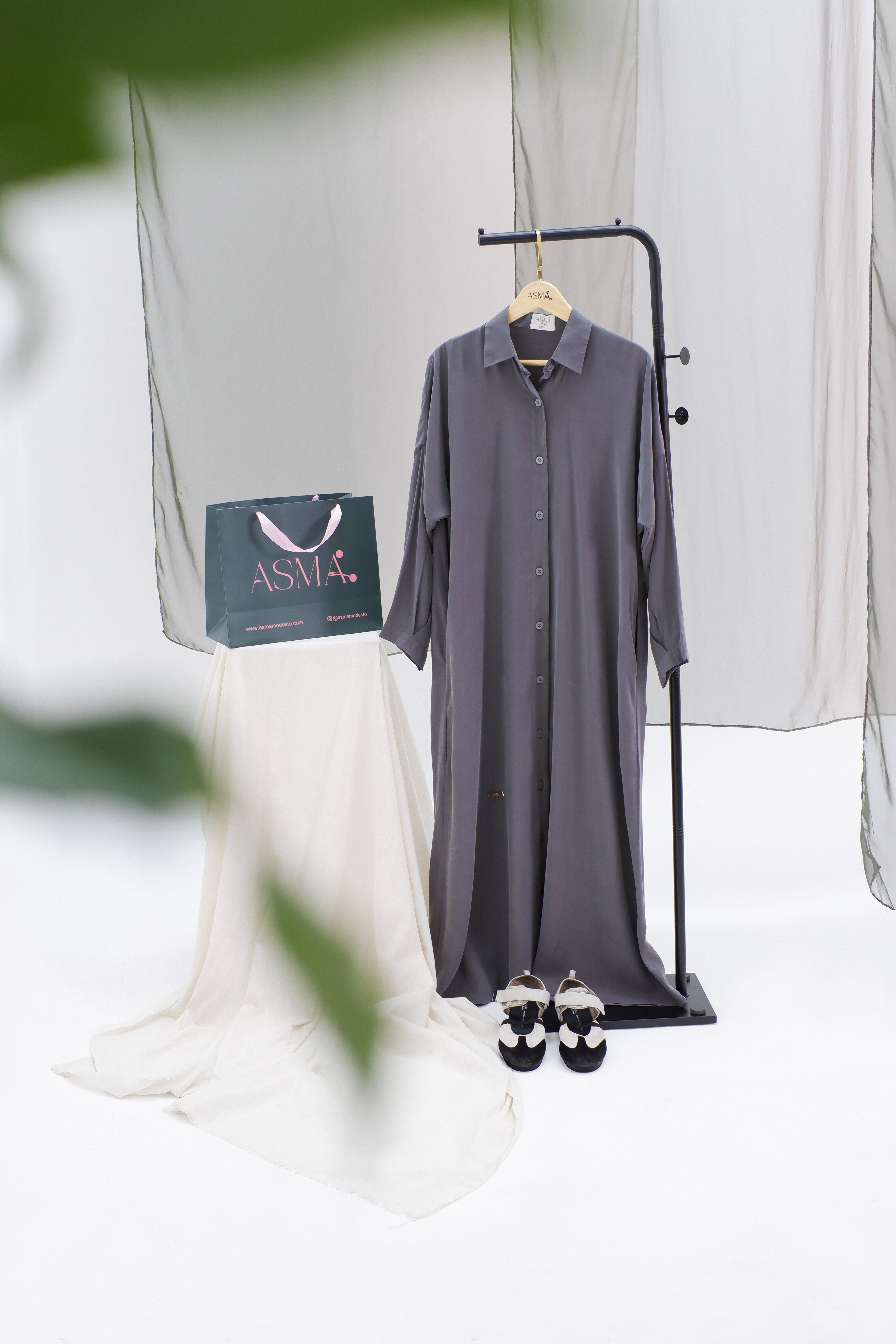 Shadiya (شادية) - Ash Blue