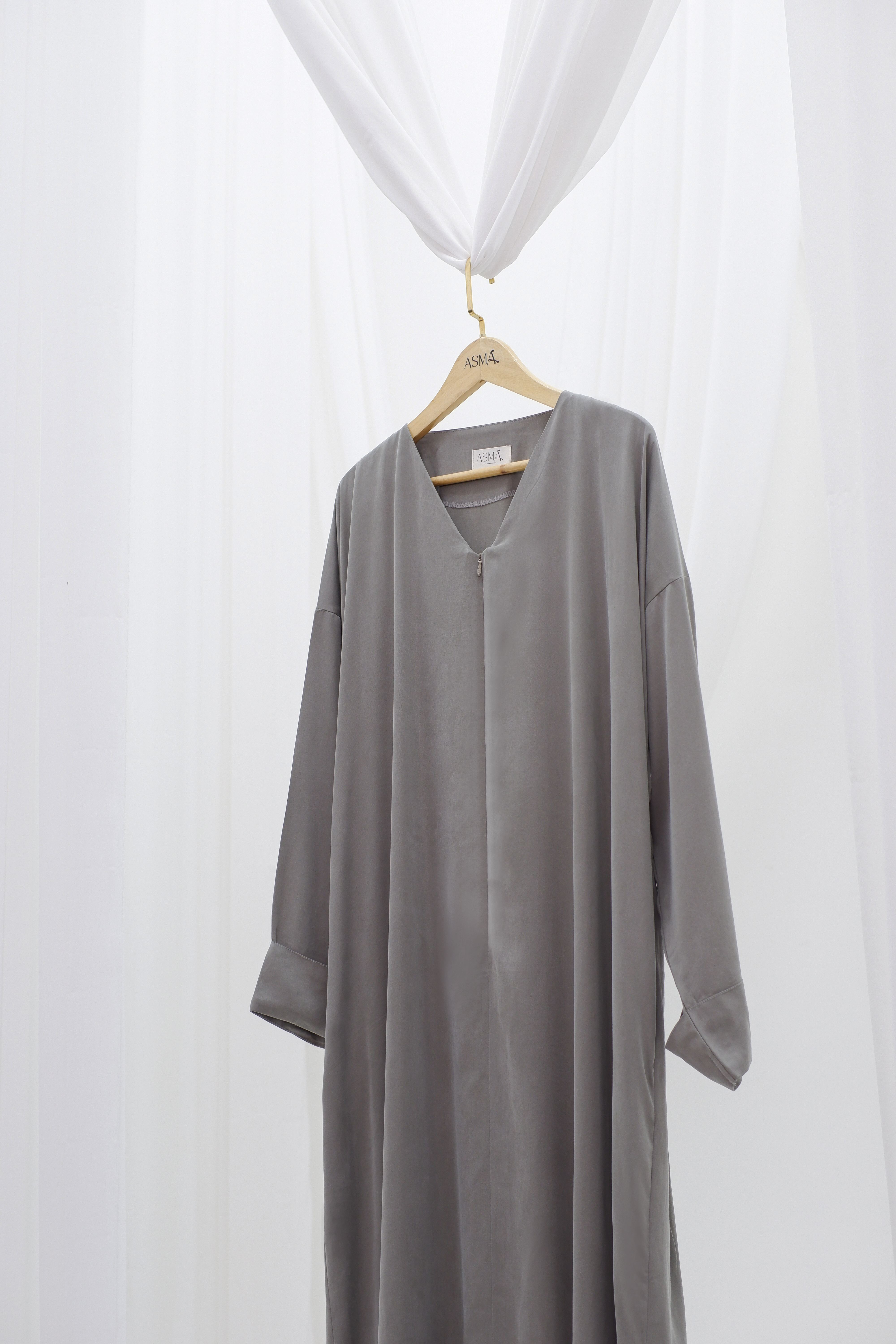 Sameera (سميرة) - Laurel Green