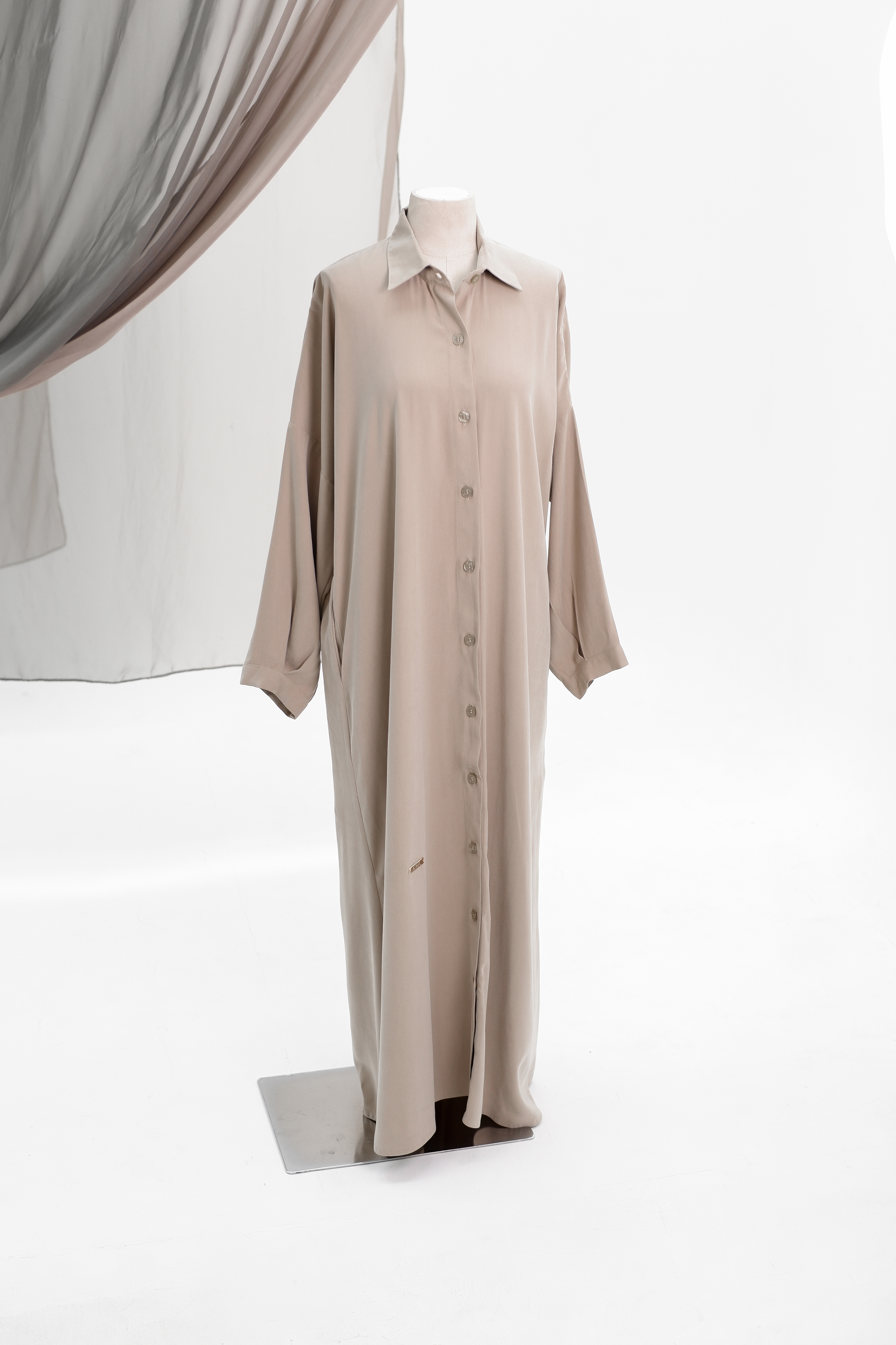 Shadiya (شادية) - Ivory Sand