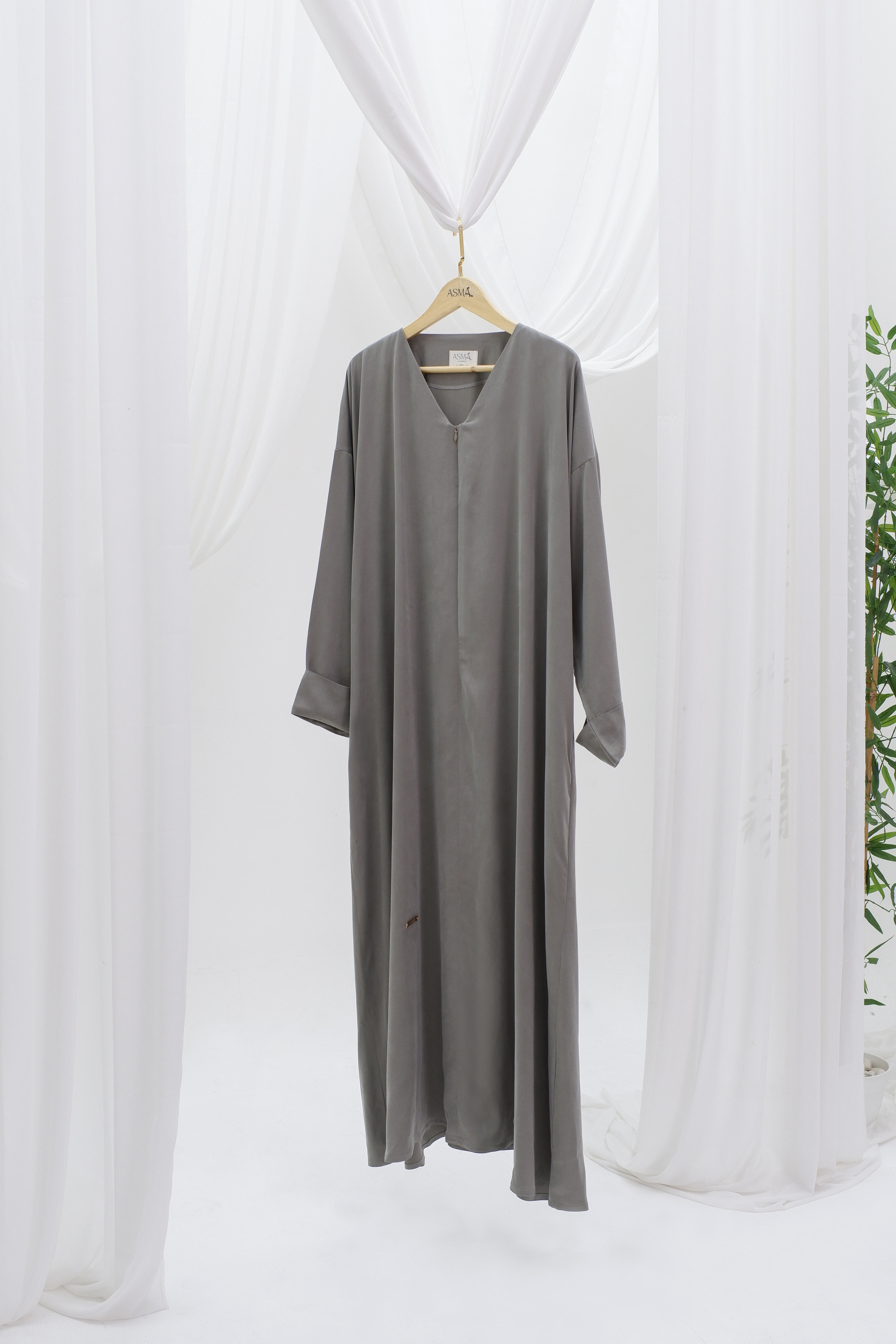 Sameera (سميرة) - Laurel Green