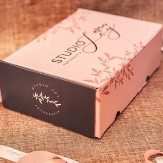 Caixa Personalizada para Correios: 26x9x18cm