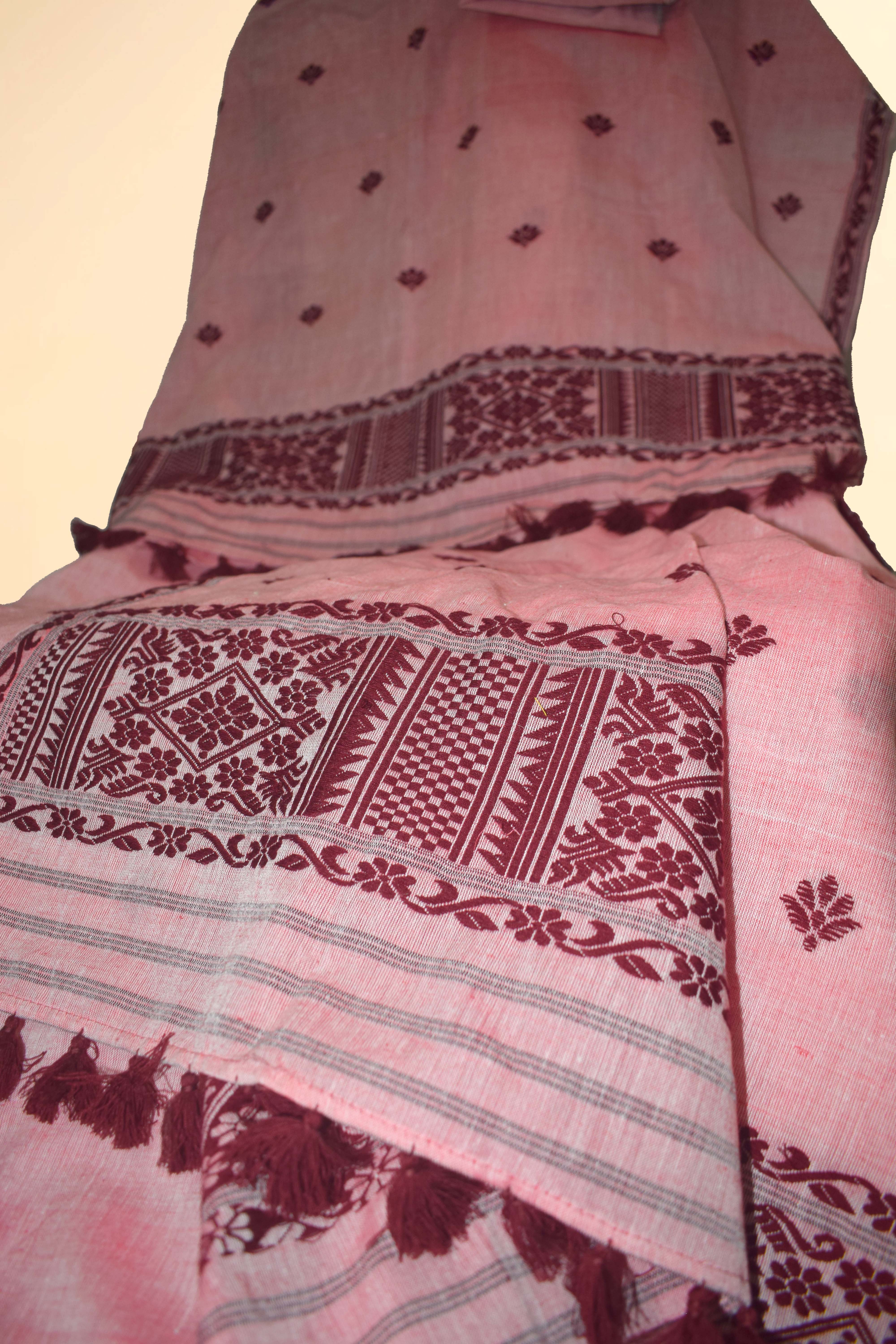 Peach pure cotton Masraj Mekhela Sador with Cocoa Brown Ful 