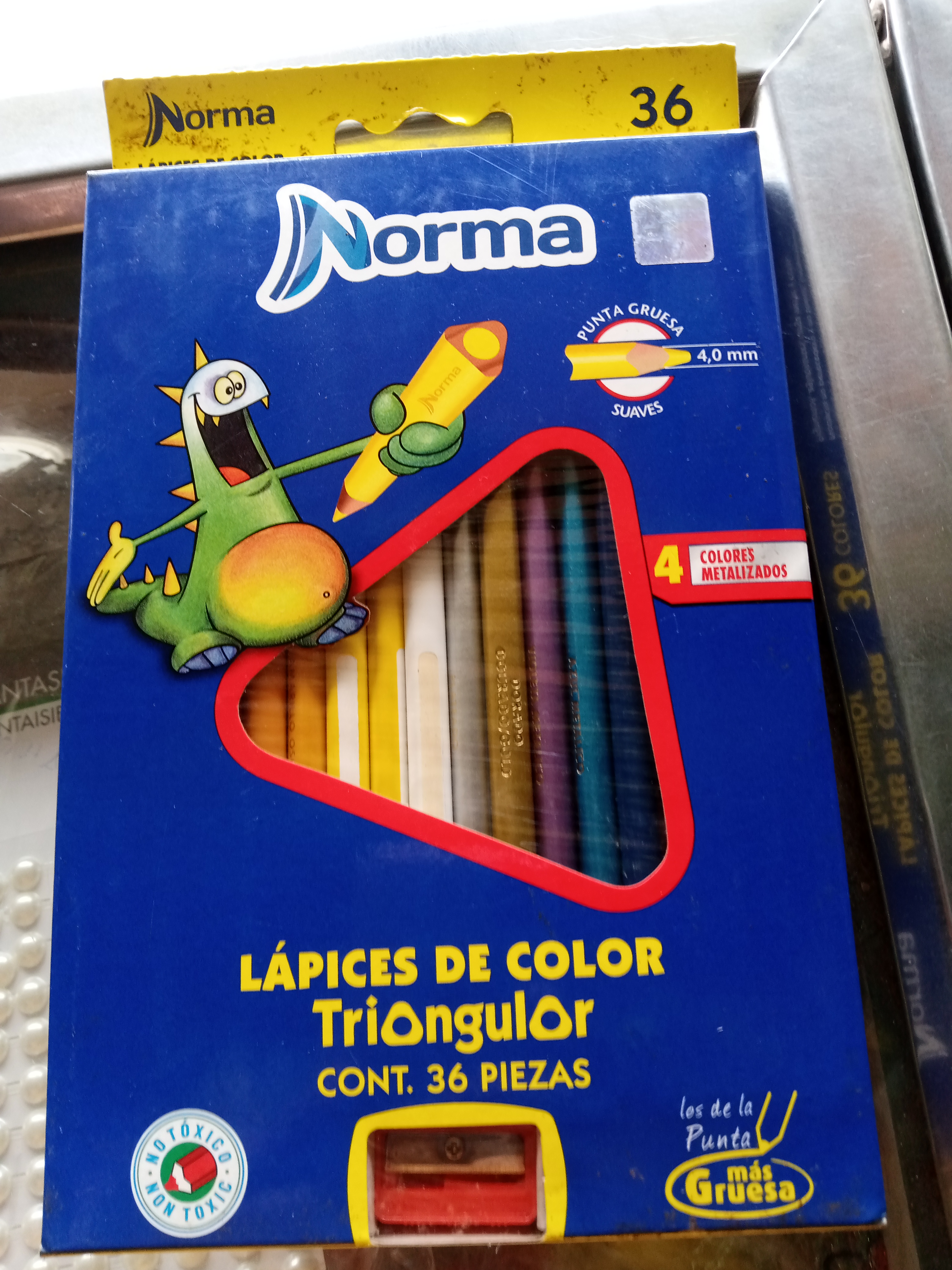 Lápices de color triangulares Norma