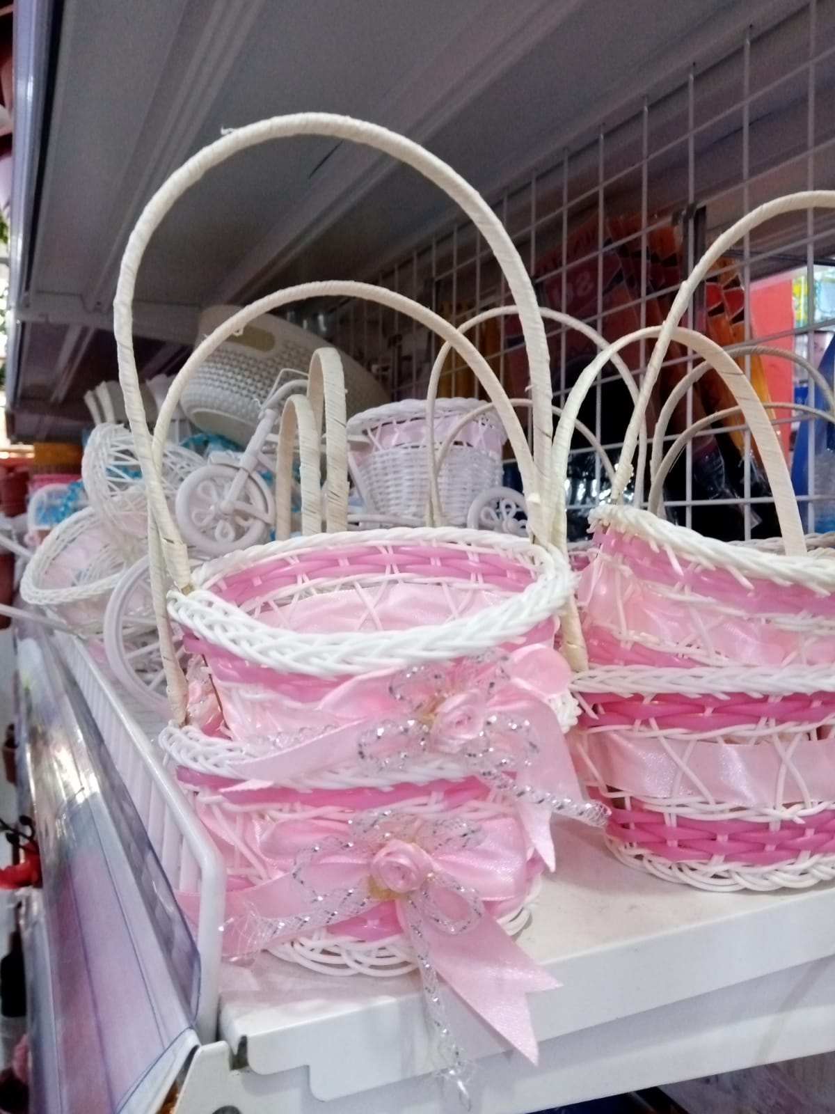 Canasta pequeña decorativa