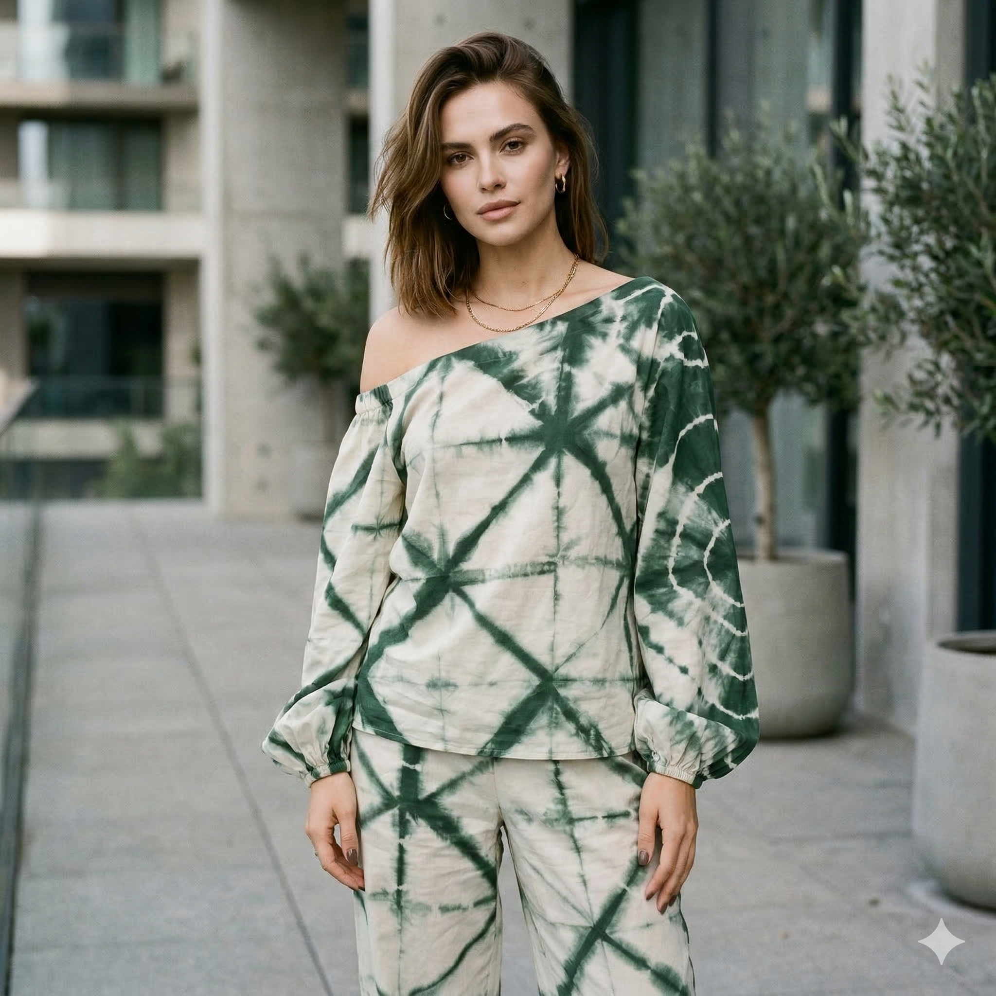 The Evergreen Lattice