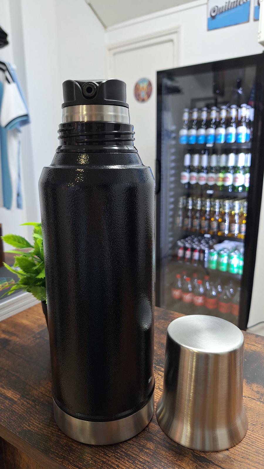 Termo El Paisito 1,2L Negro Pico Cebador