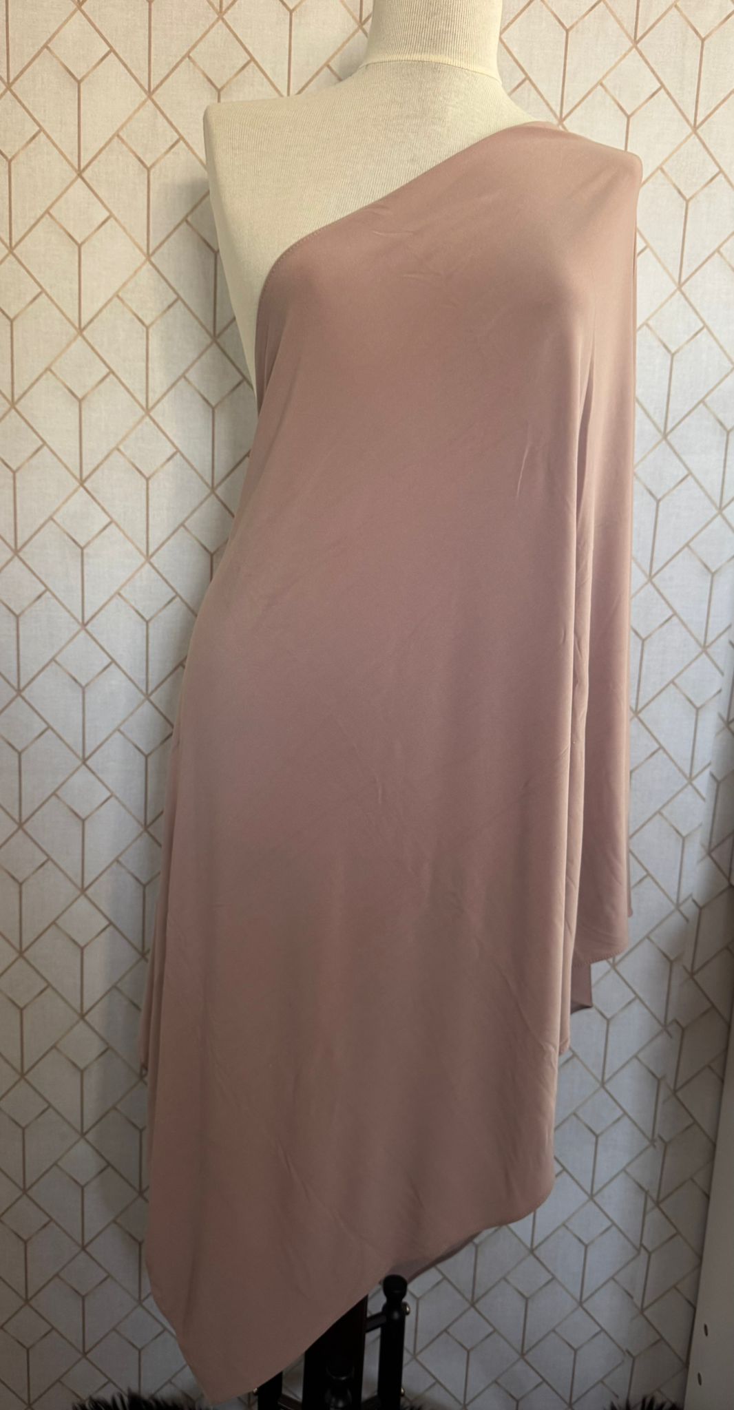 Vestido asimétrico rosa