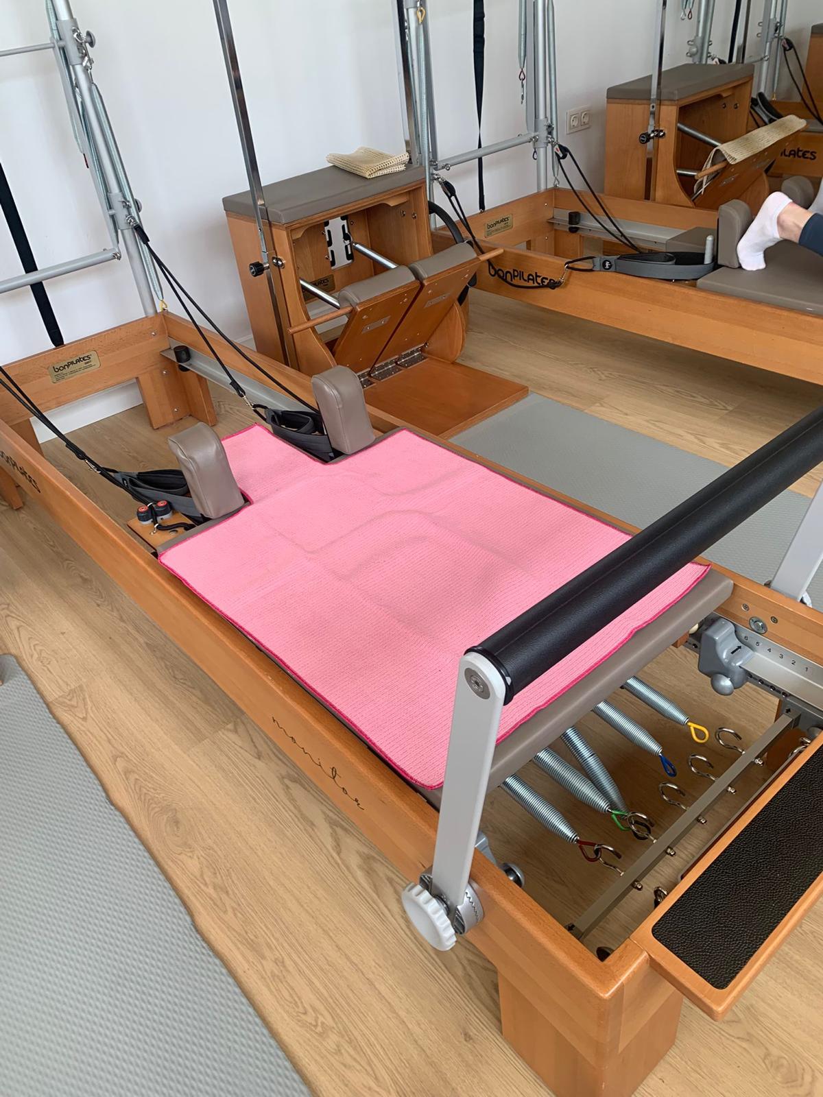 Non-Slip Reformer Towel Rose Pink