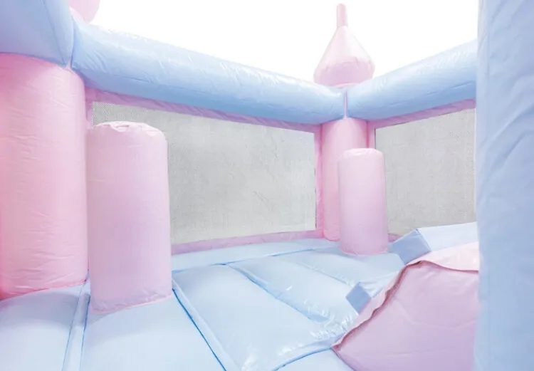 Combo de Insuflável e Escorrega Rosa-Azul Pastel