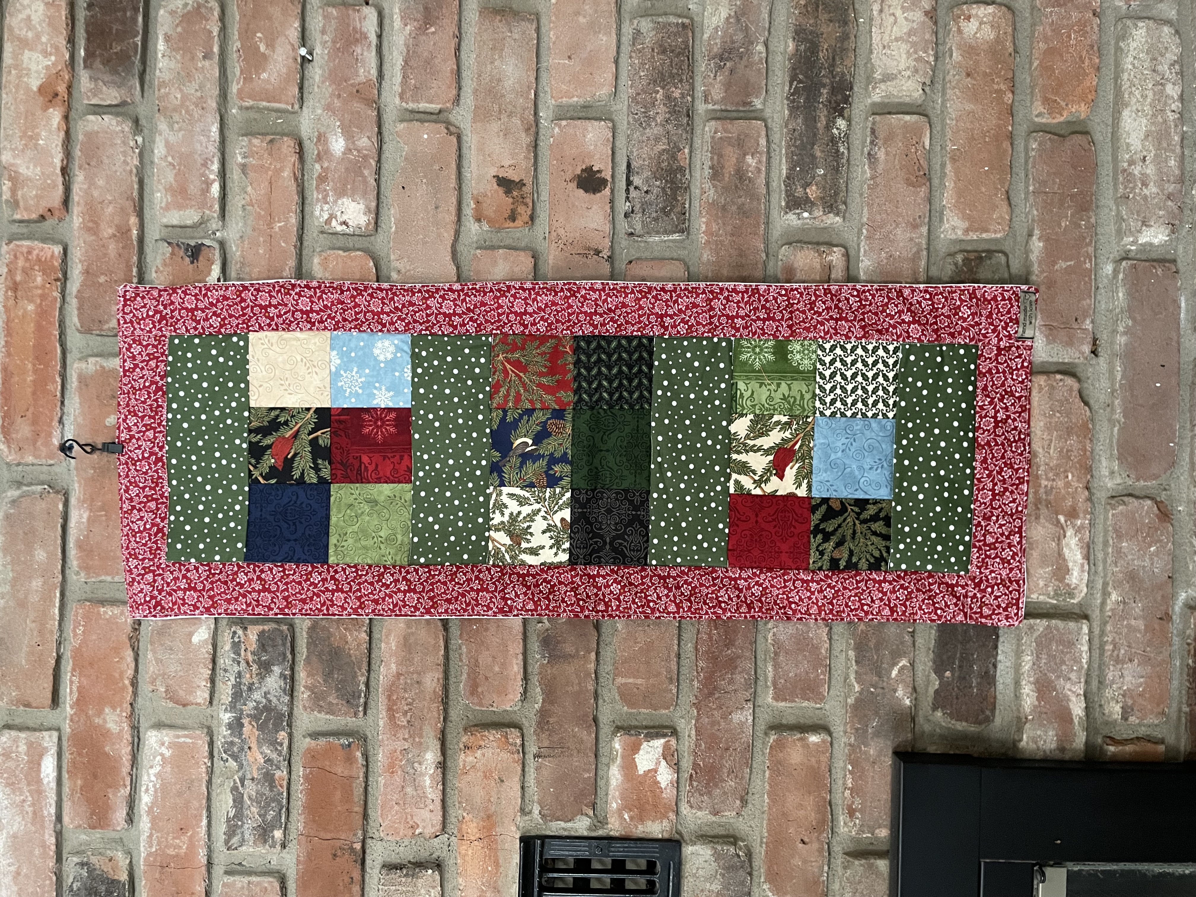 Table Runner -- Winter