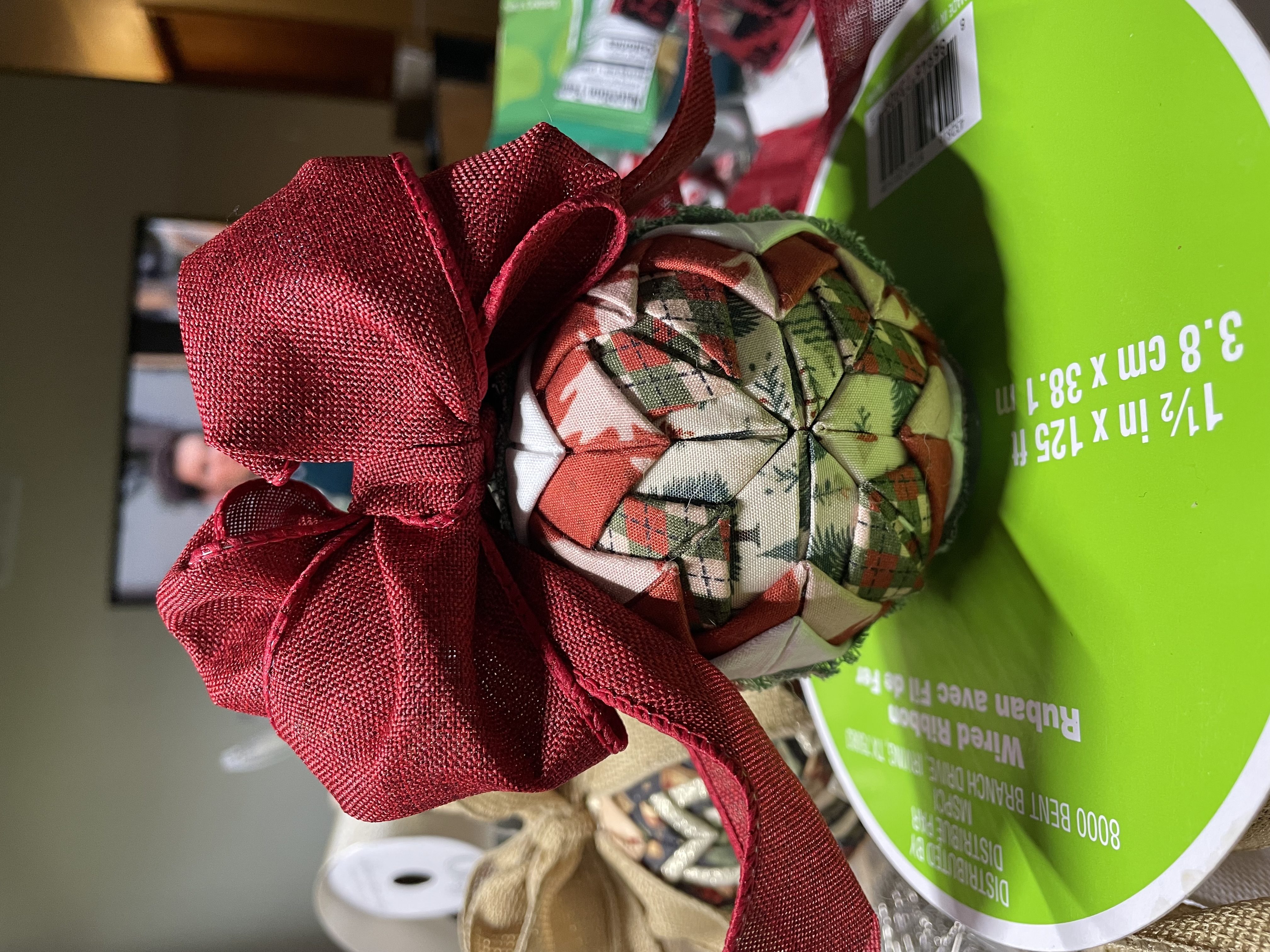 Quilted Ornament - Christmas Argyle