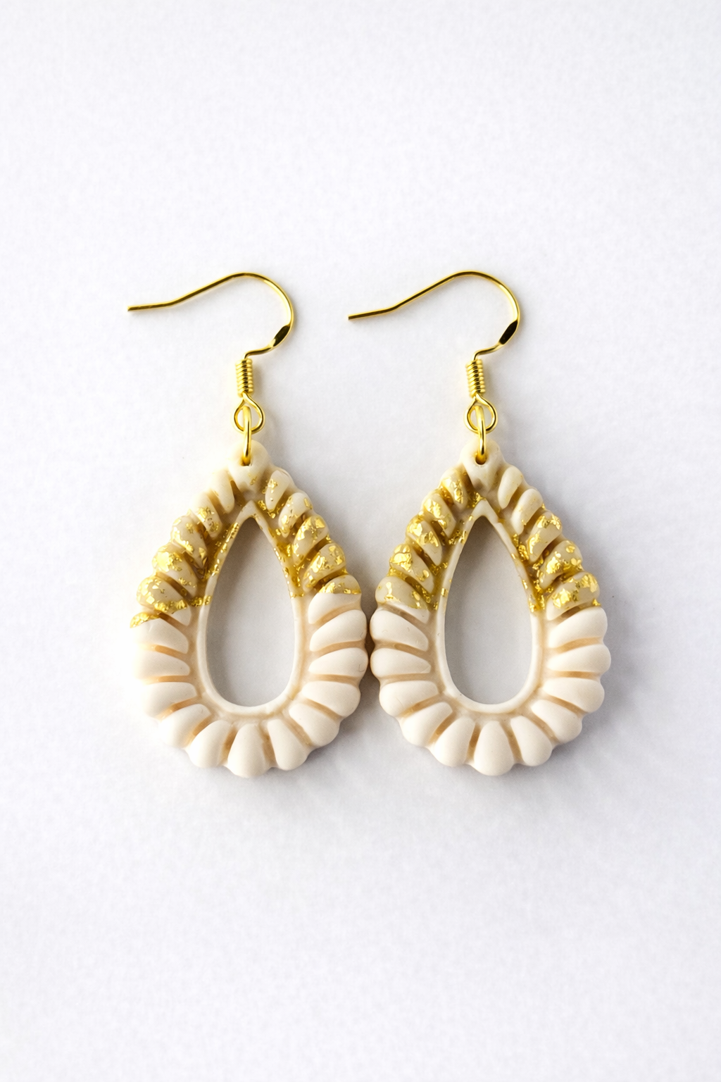 Boucles d’oreilles artisanales Solea dorées - Style bohème chic - Fait main en France