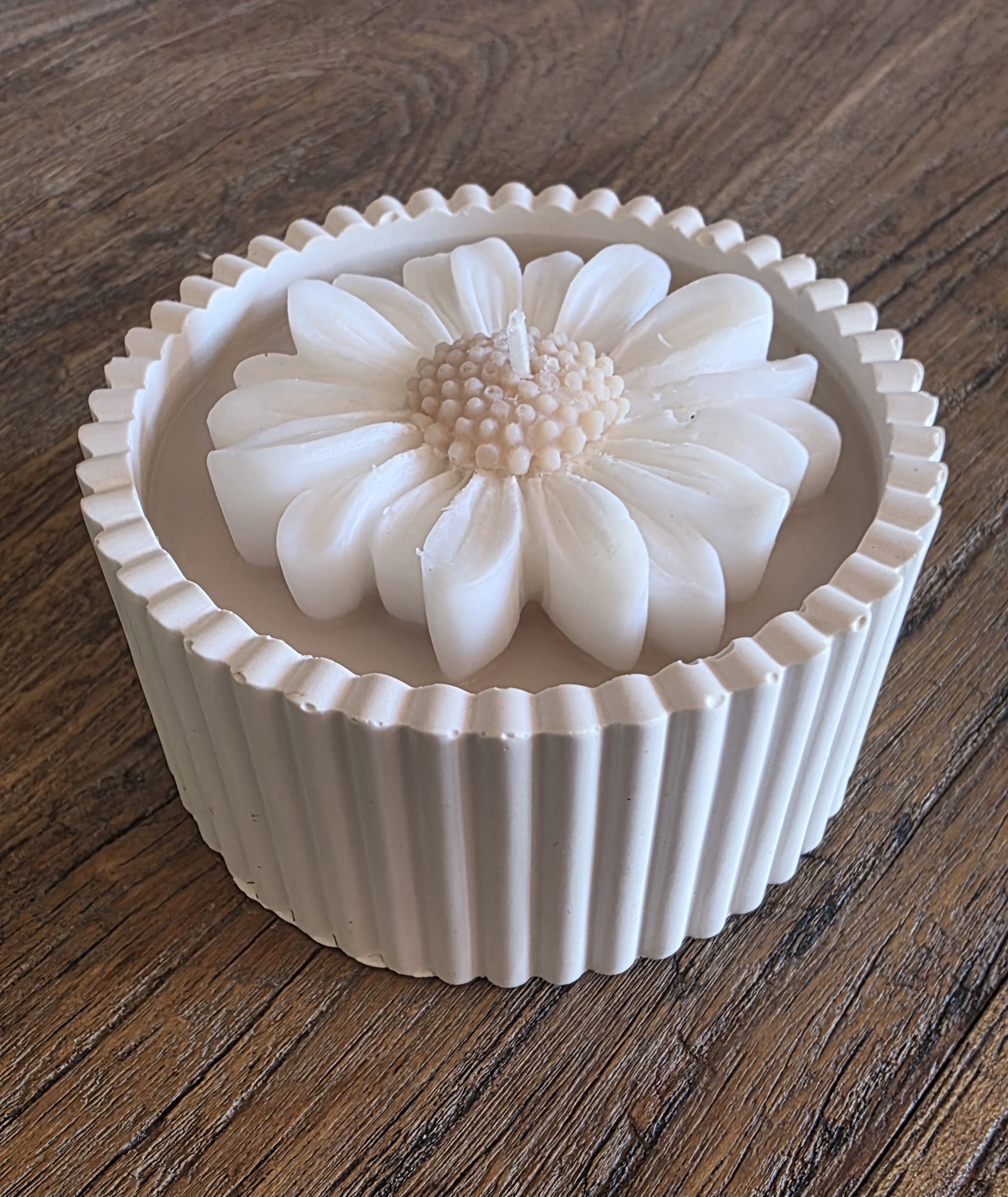 Daisy Blossom Candle 