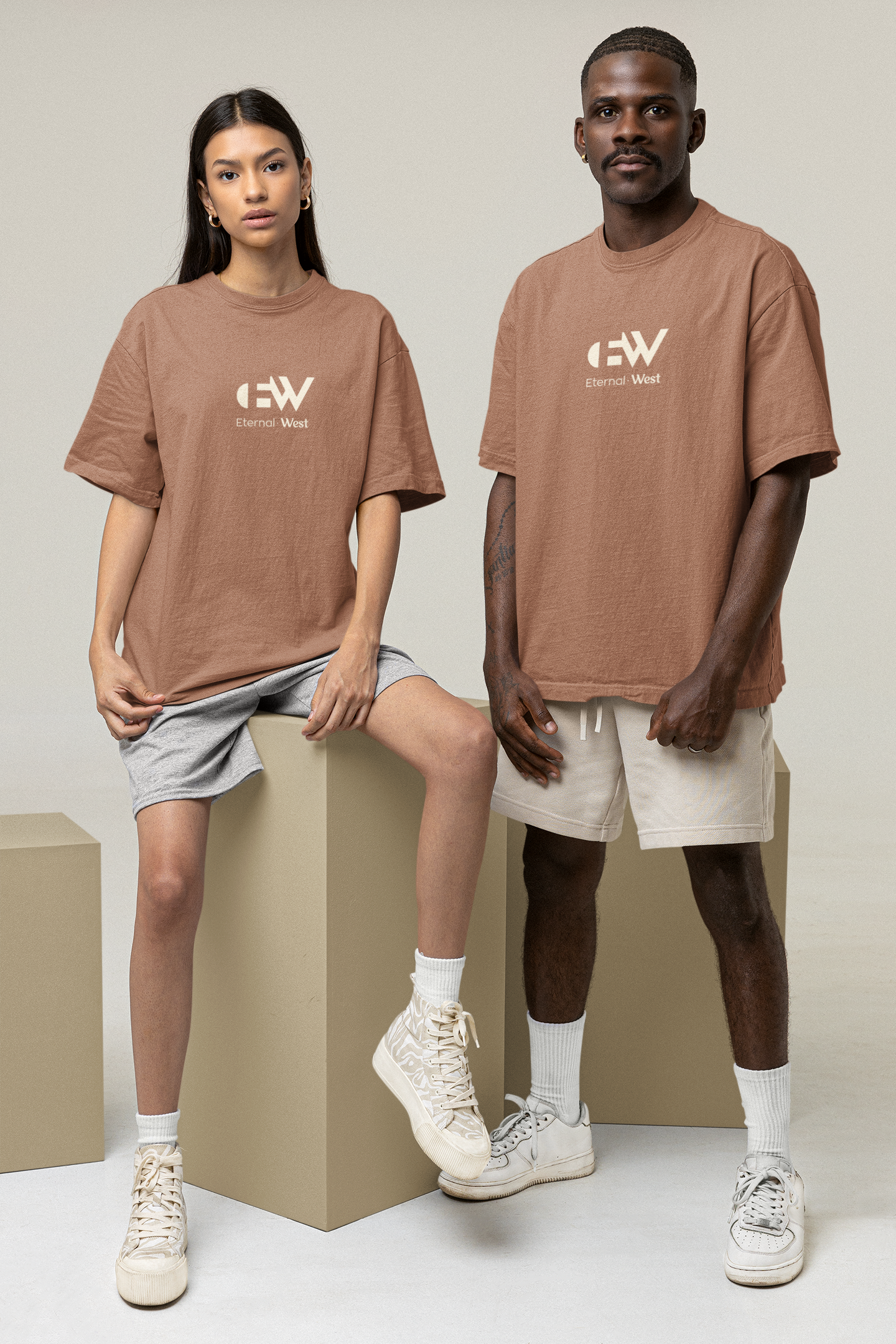 Camiseta oversize "E·W"